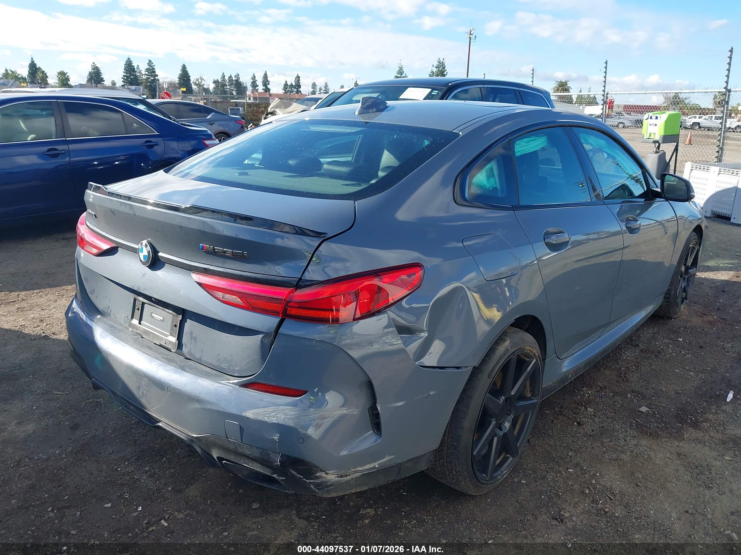 BMW M235 image 4