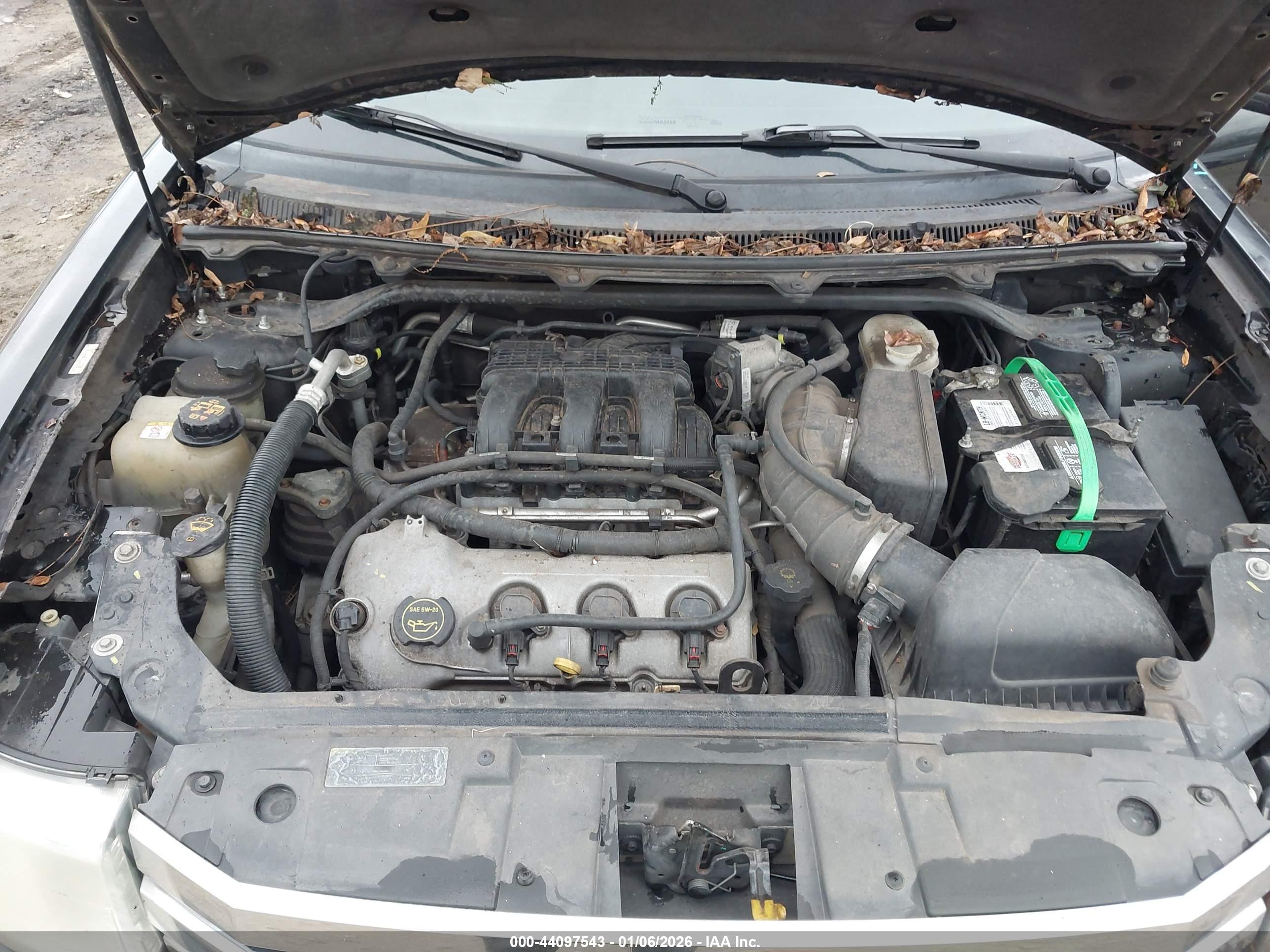 FORD FLEX image 10
