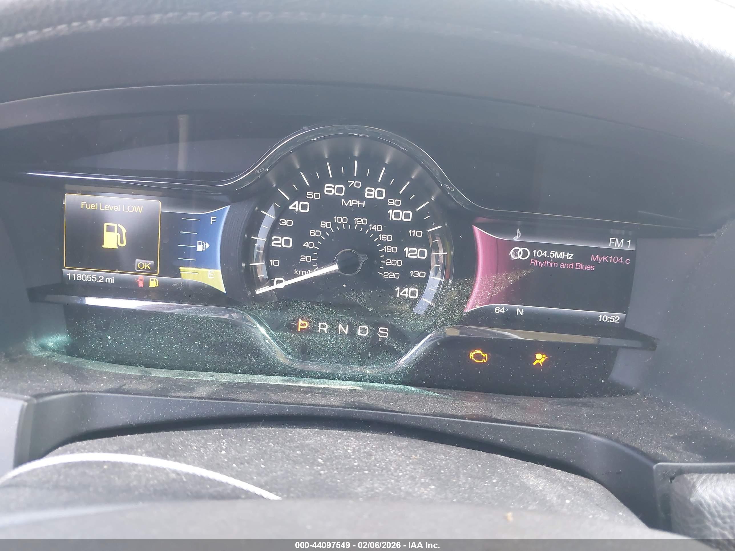 LINCOLN MKS image 7