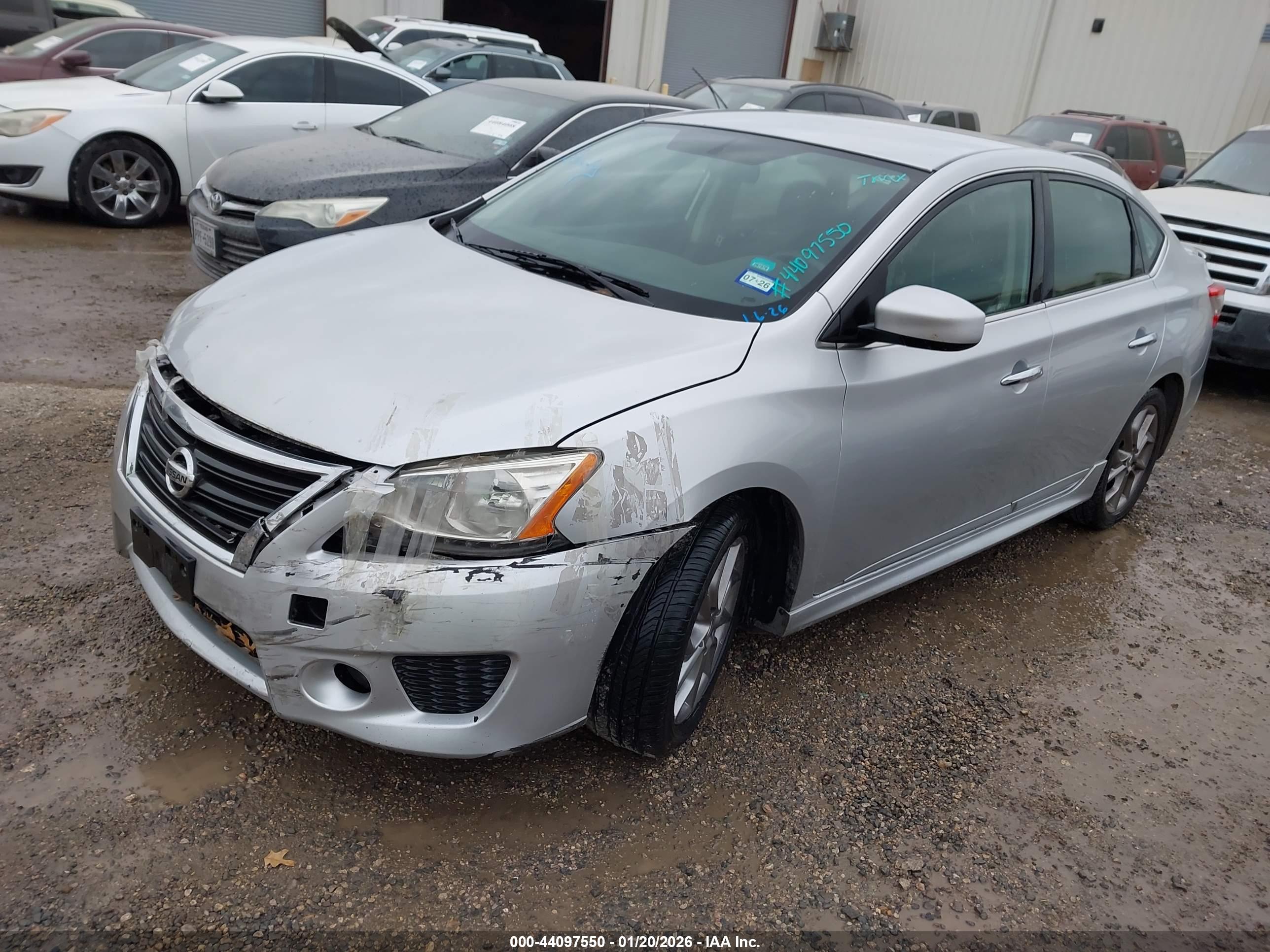 NISSAN SENTRA image 2