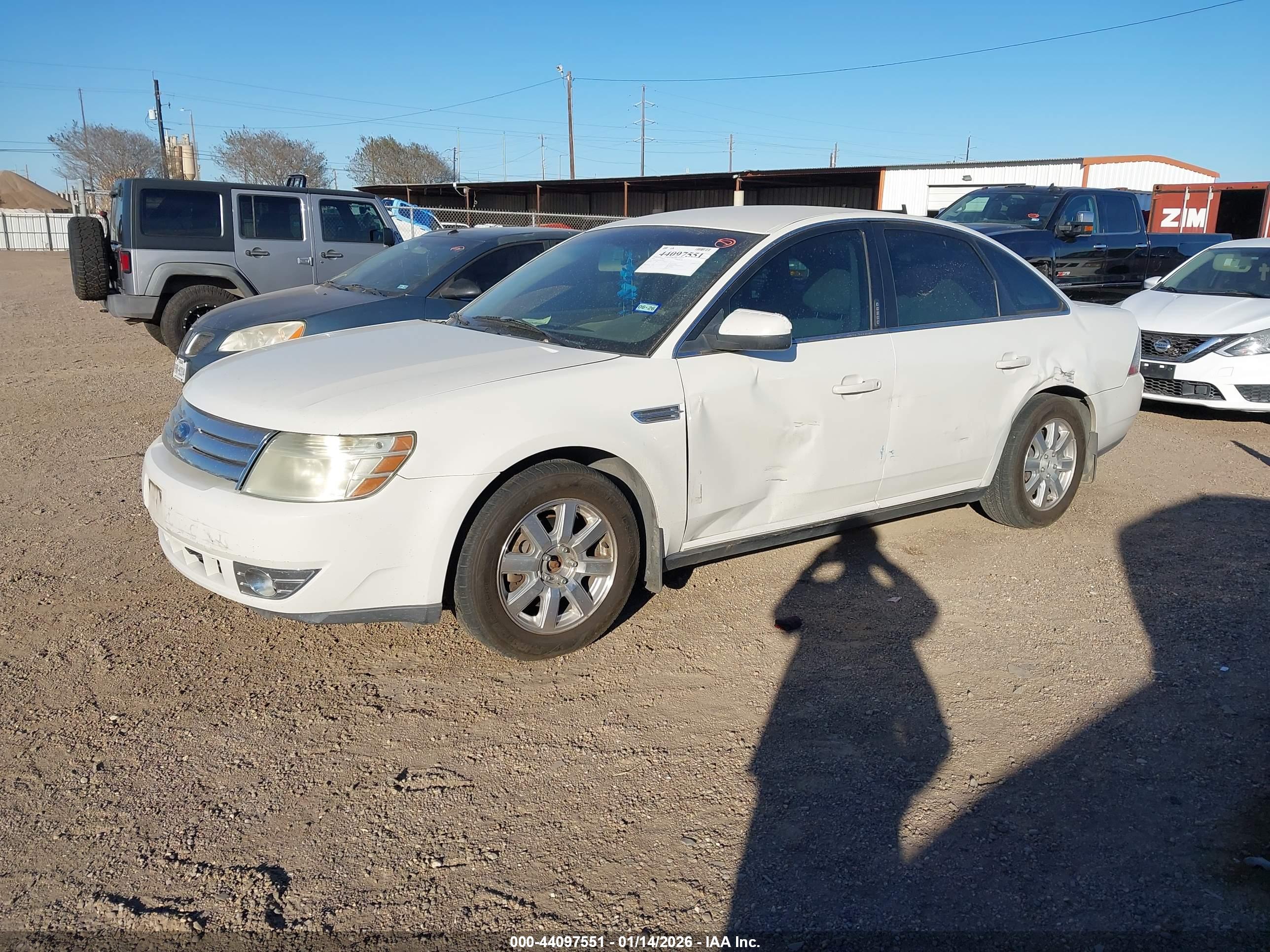 FORD TAURUS image 2