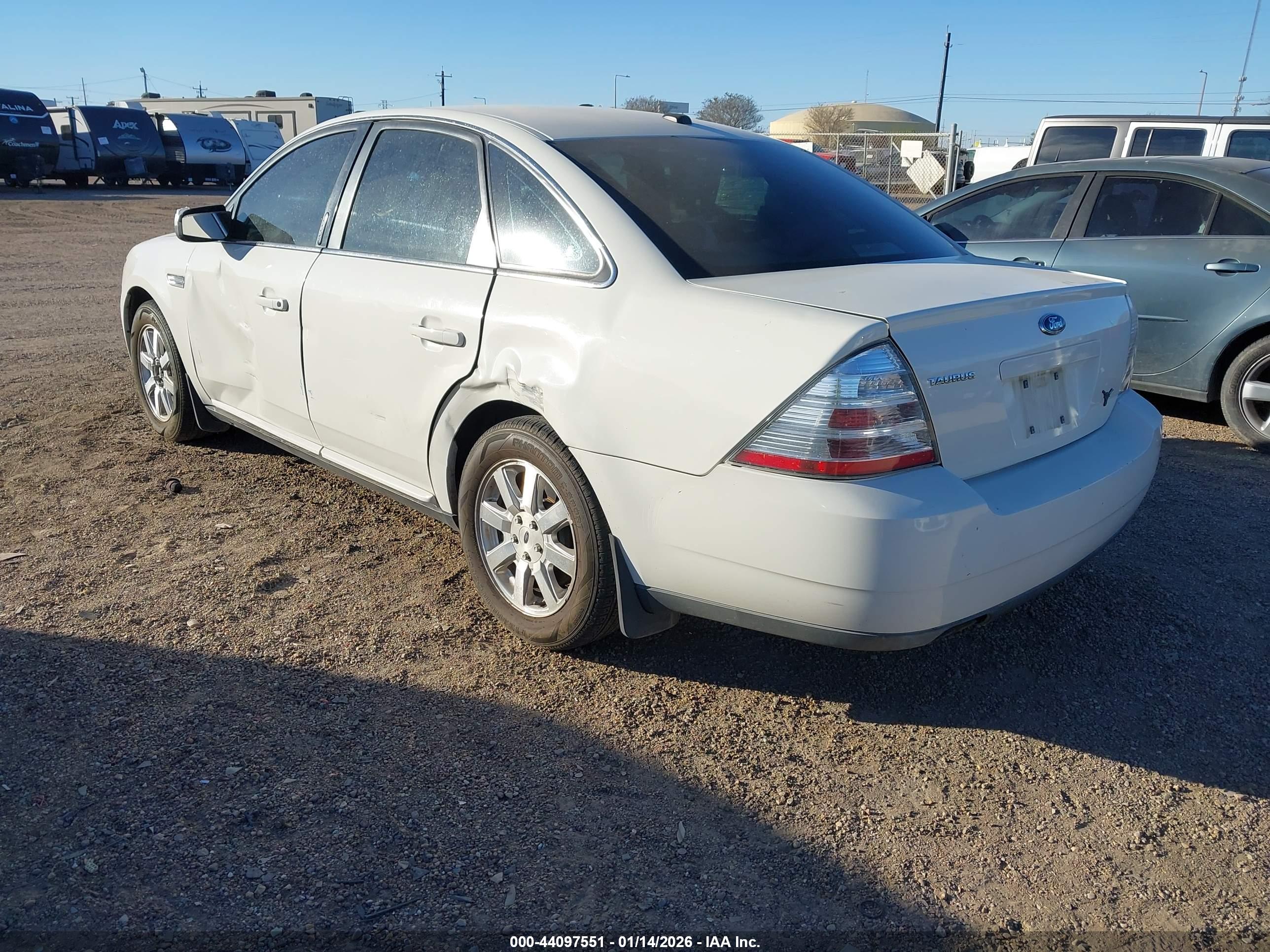 FORD TAURUS image 3