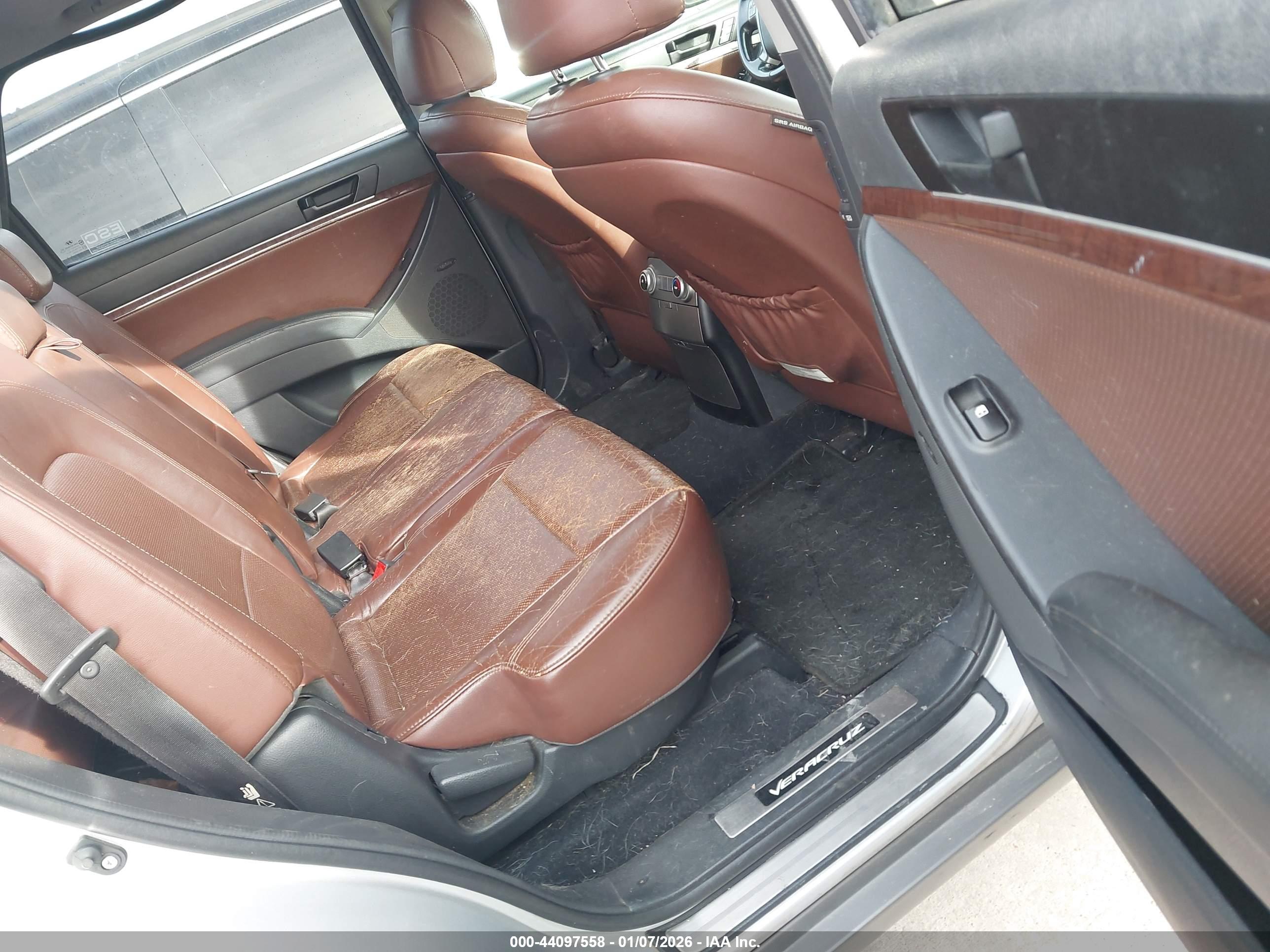 HYUNDAI VERACRUZ image 8