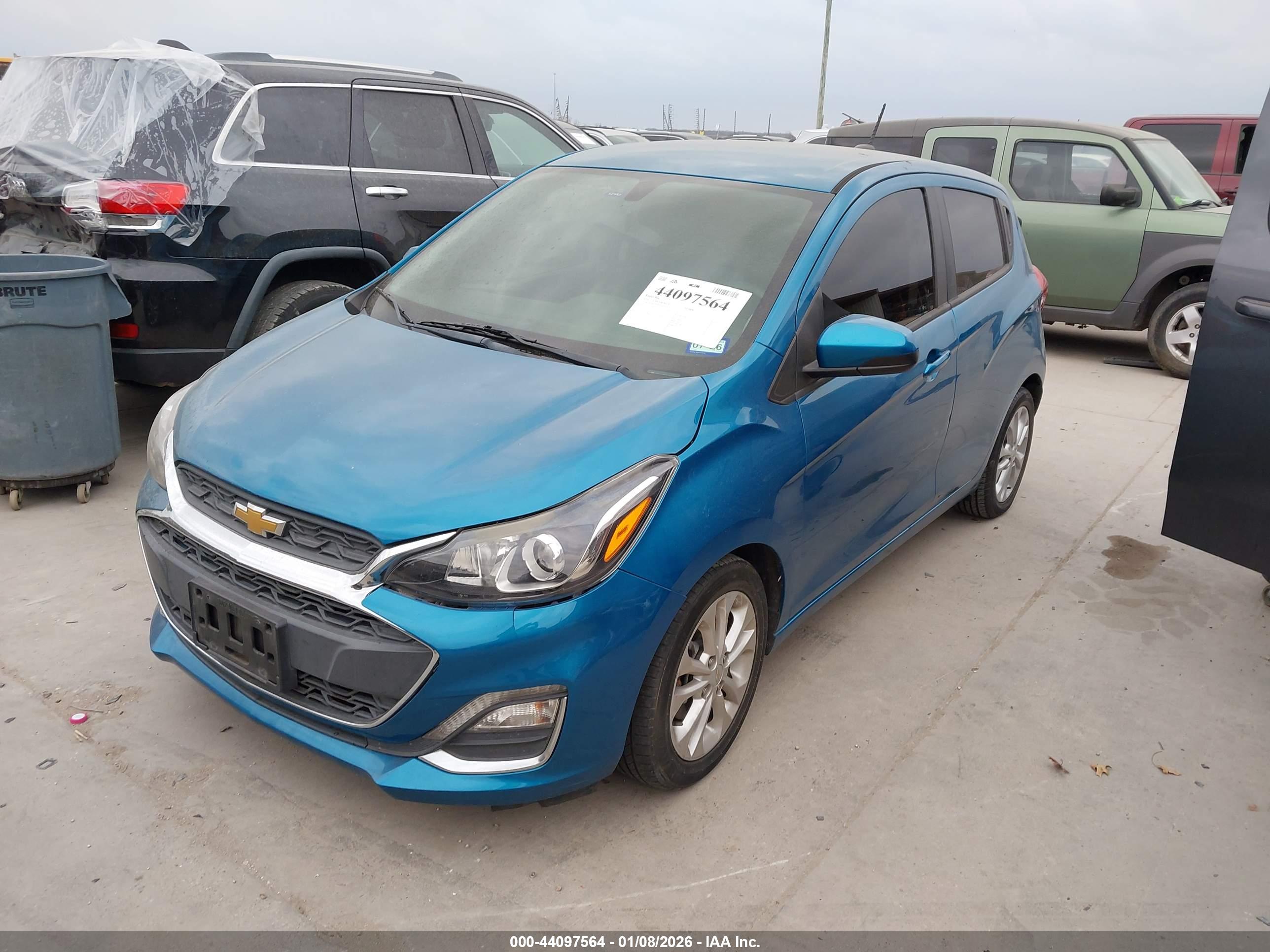 CHEVROLET SPARK image 2