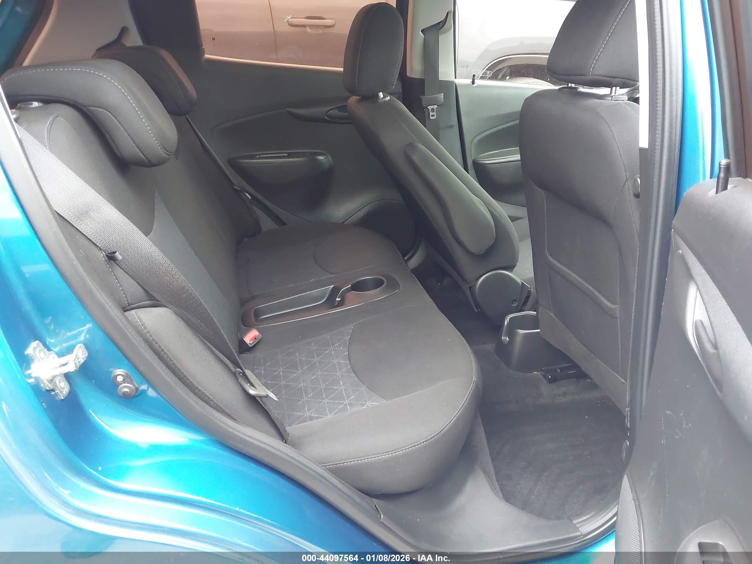 CHEVROLET SPARK image 8