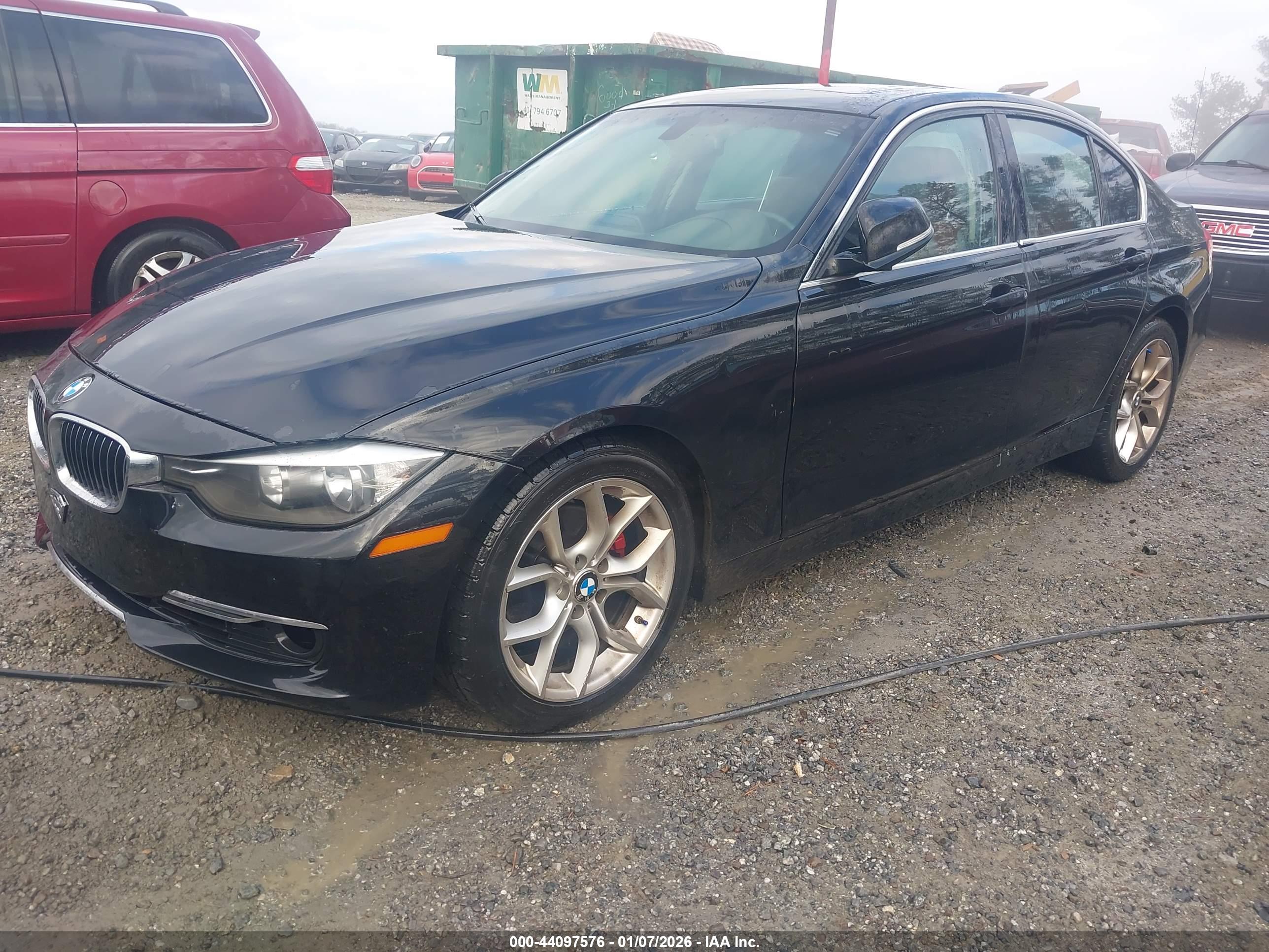 BMW 328I image 2