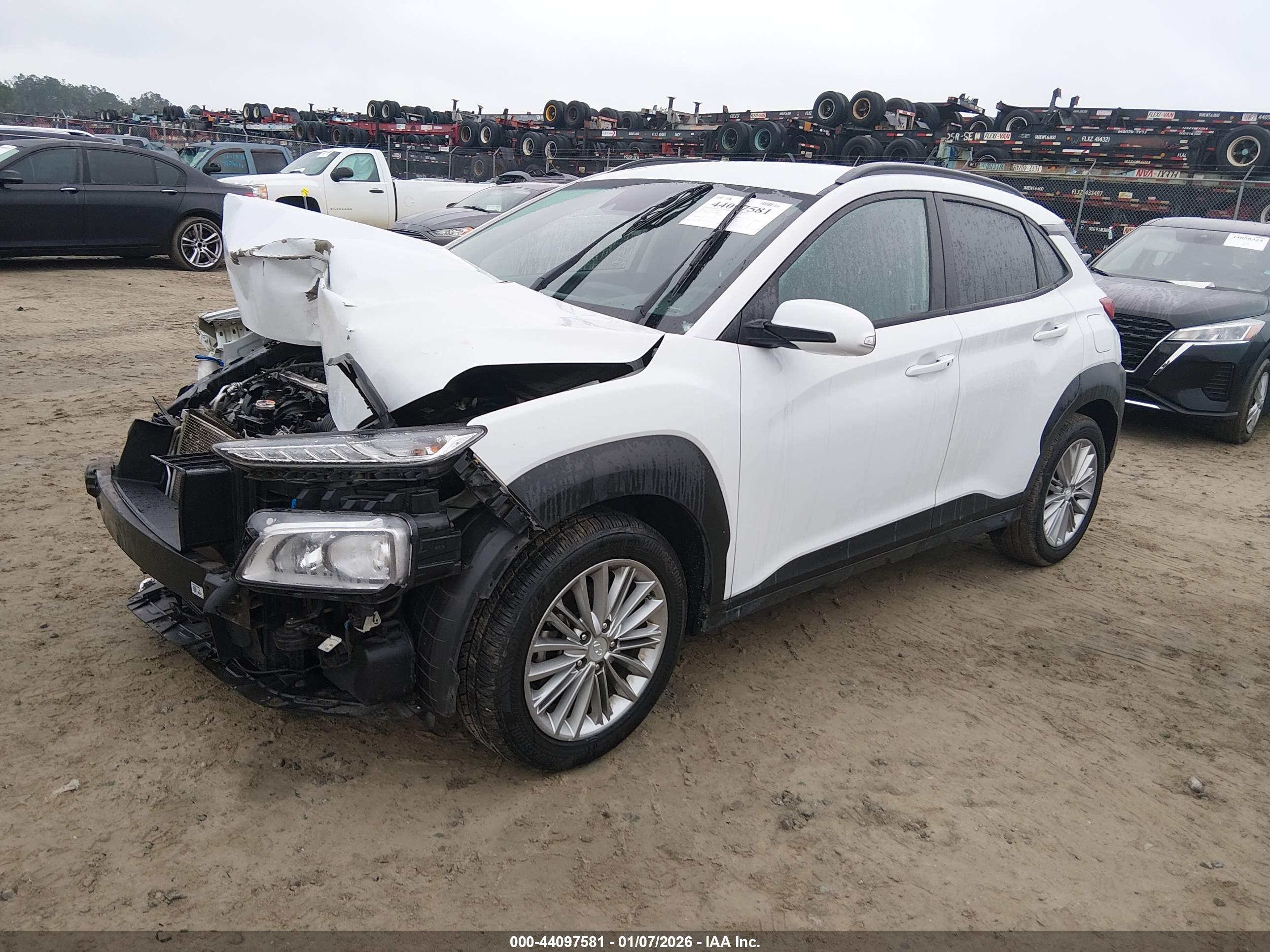 HYUNDAI KONA image 2