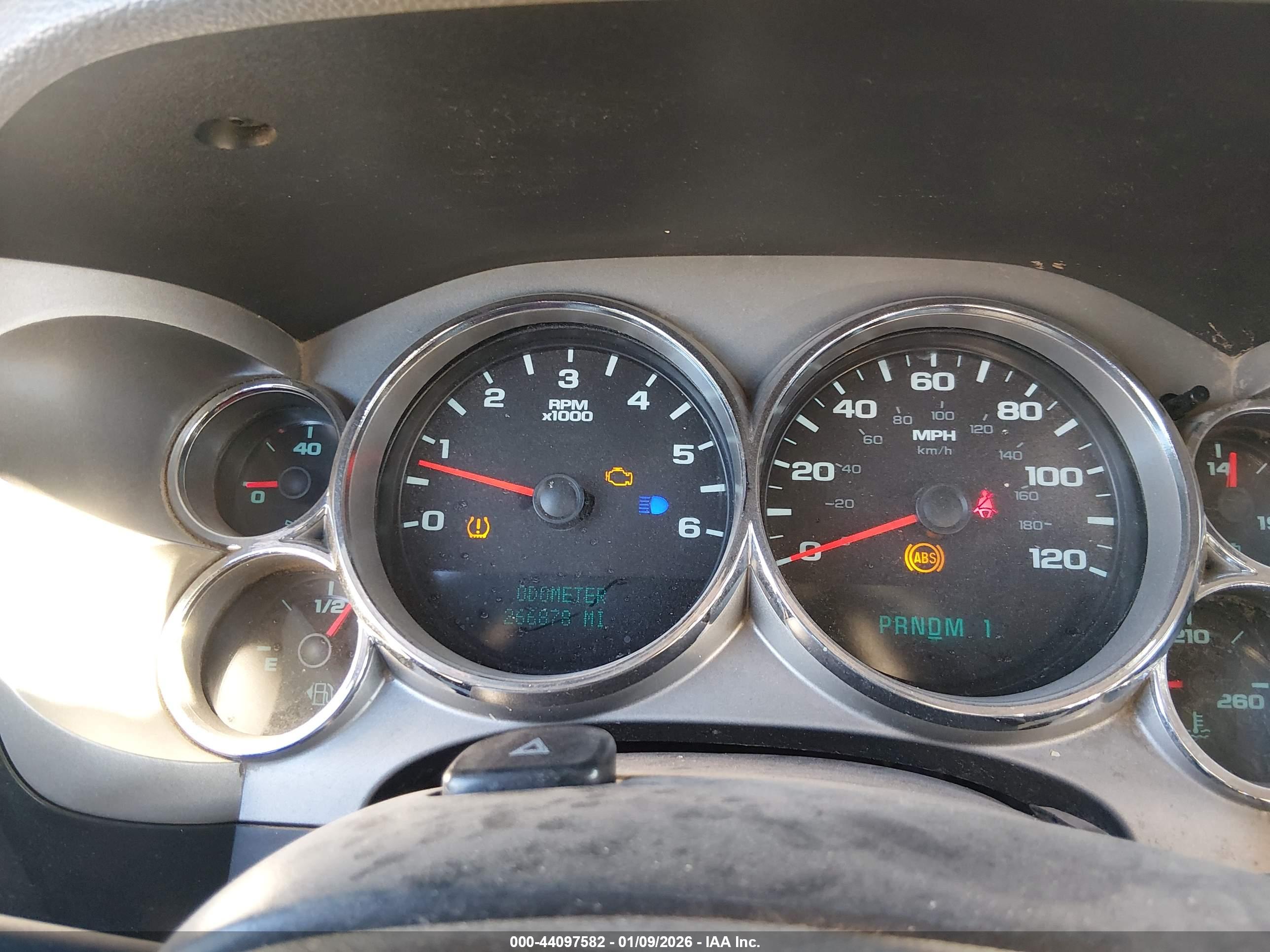 GMC SIERRA image 7