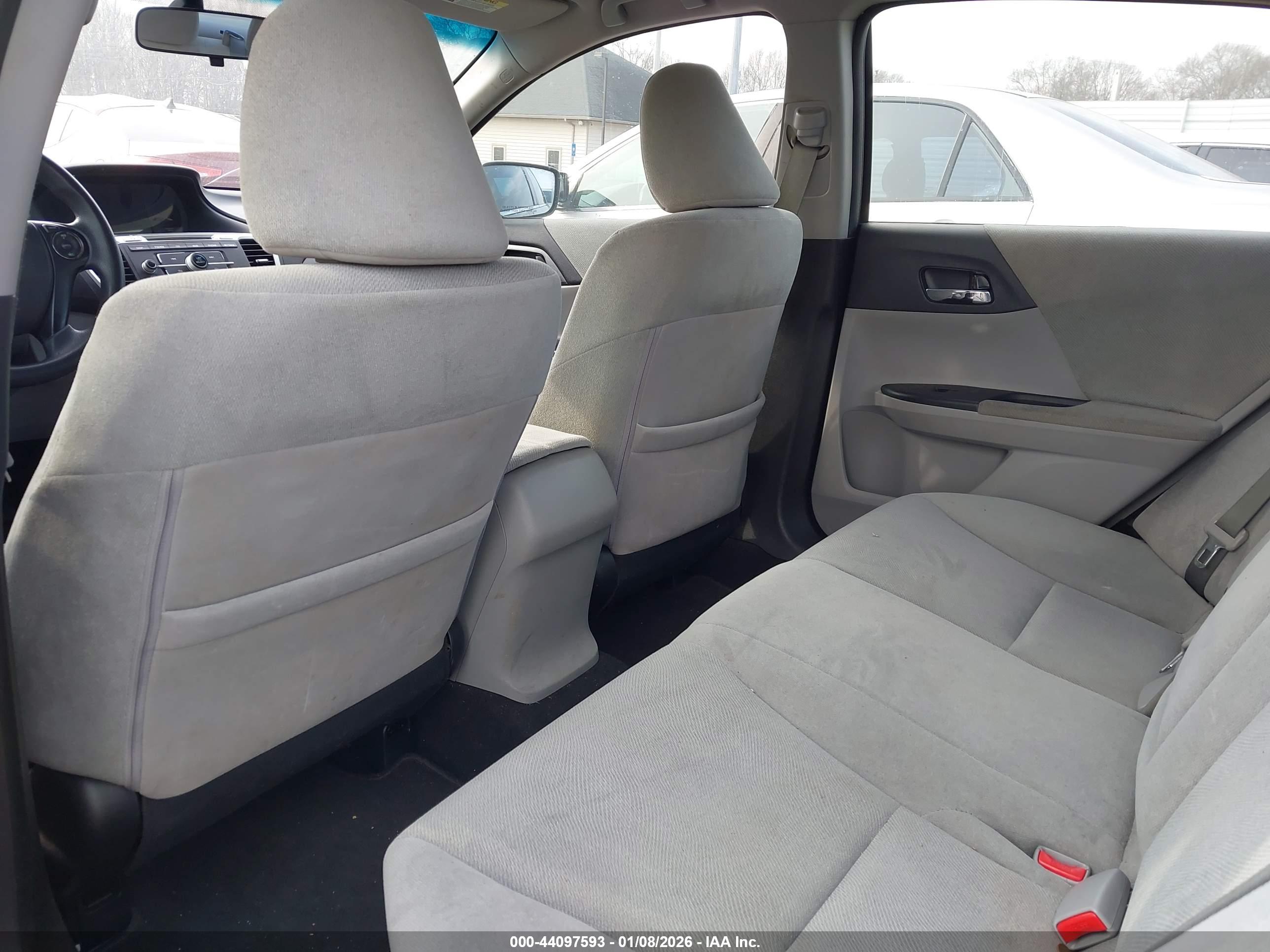 HONDA ACCORD image 8