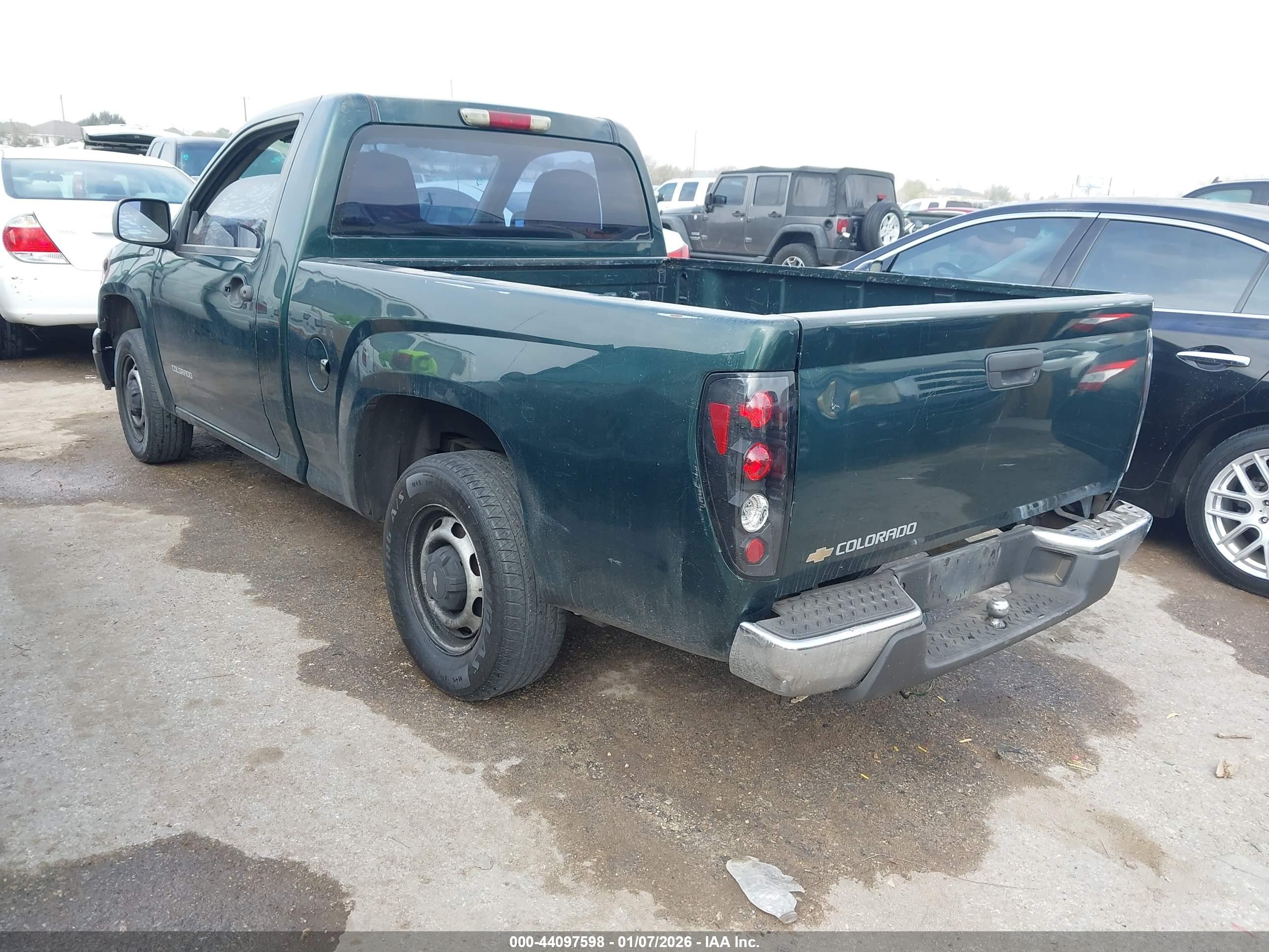 CHEVROLET COLORADO image 3