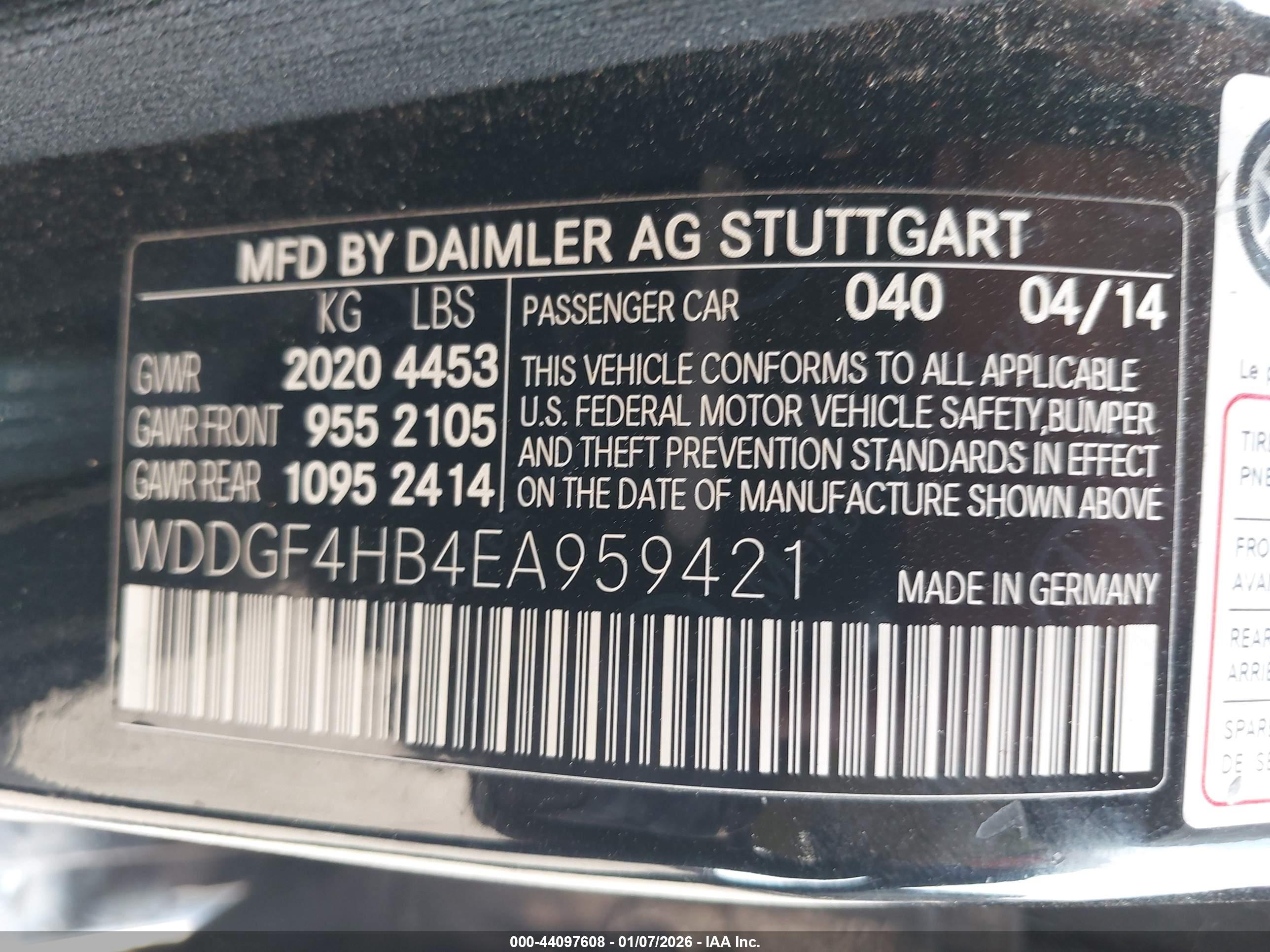 MERCEDES-BENZ C-CLASS image 9