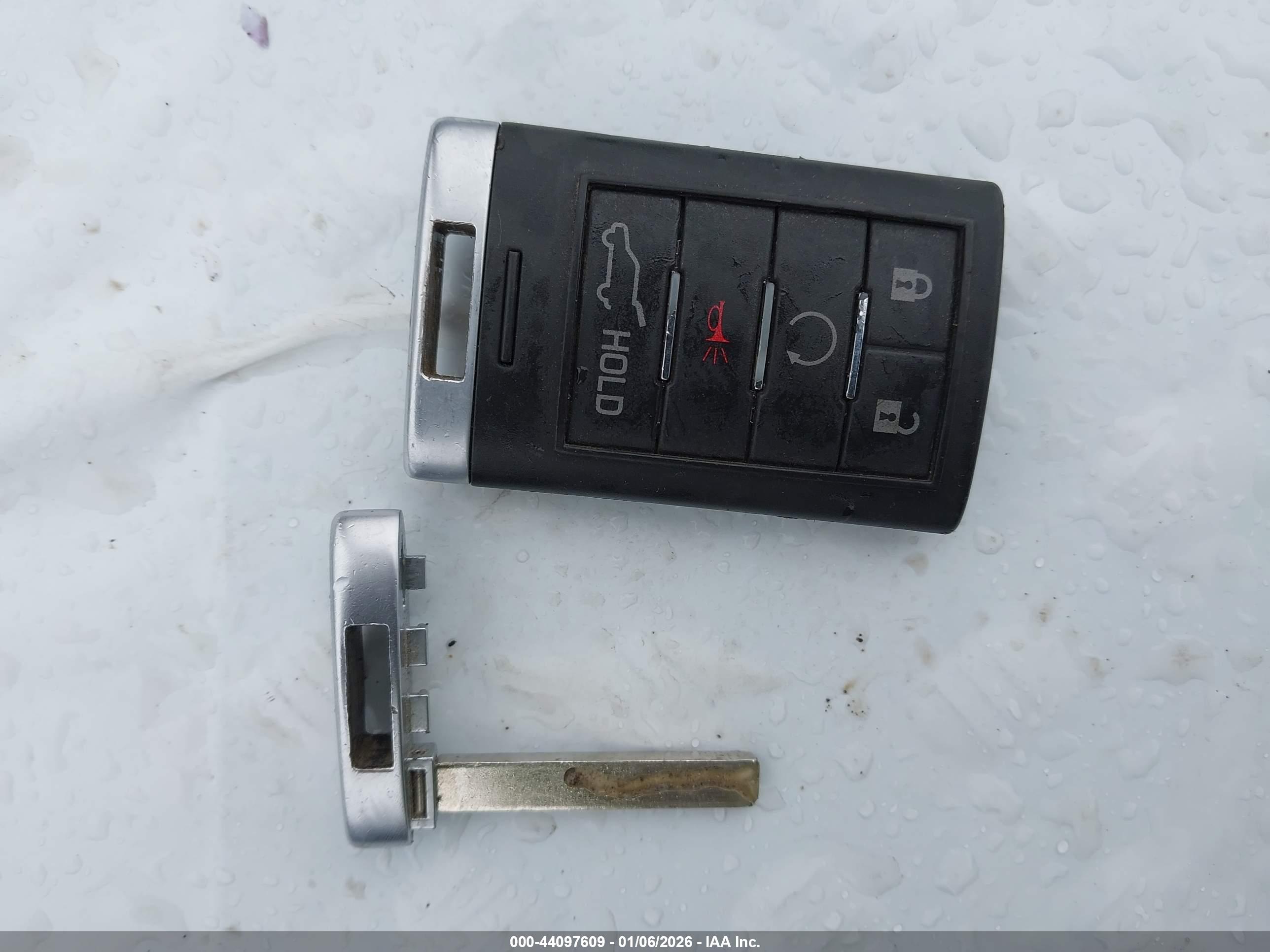 CADILLAC SRX image 11