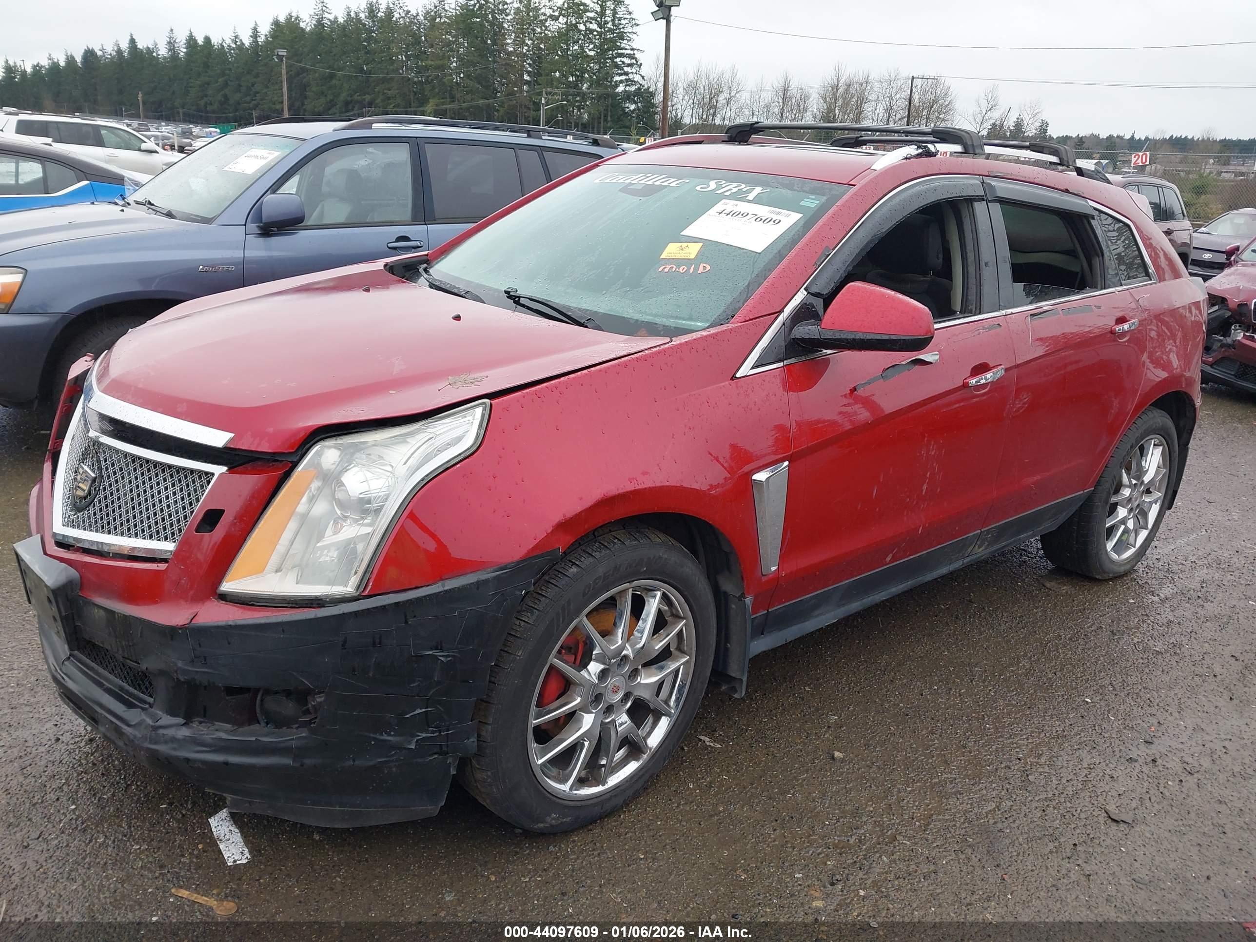 CADILLAC SRX image 2