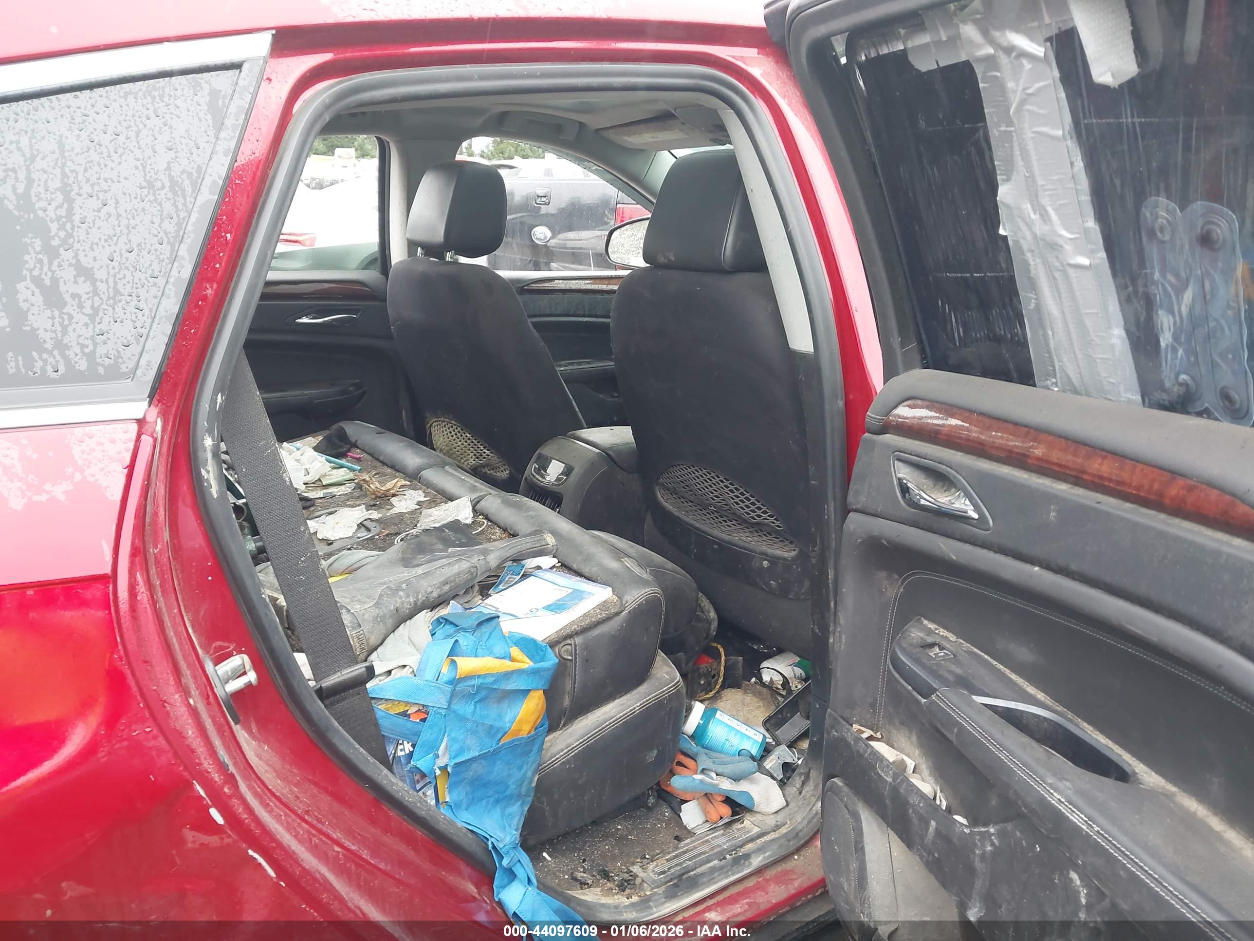 CADILLAC SRX image 8