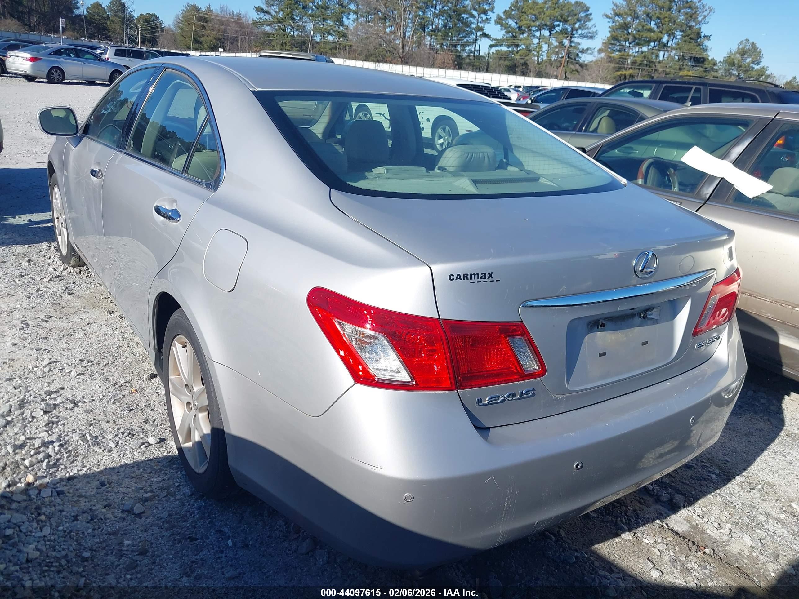 LEXUS ES image 3