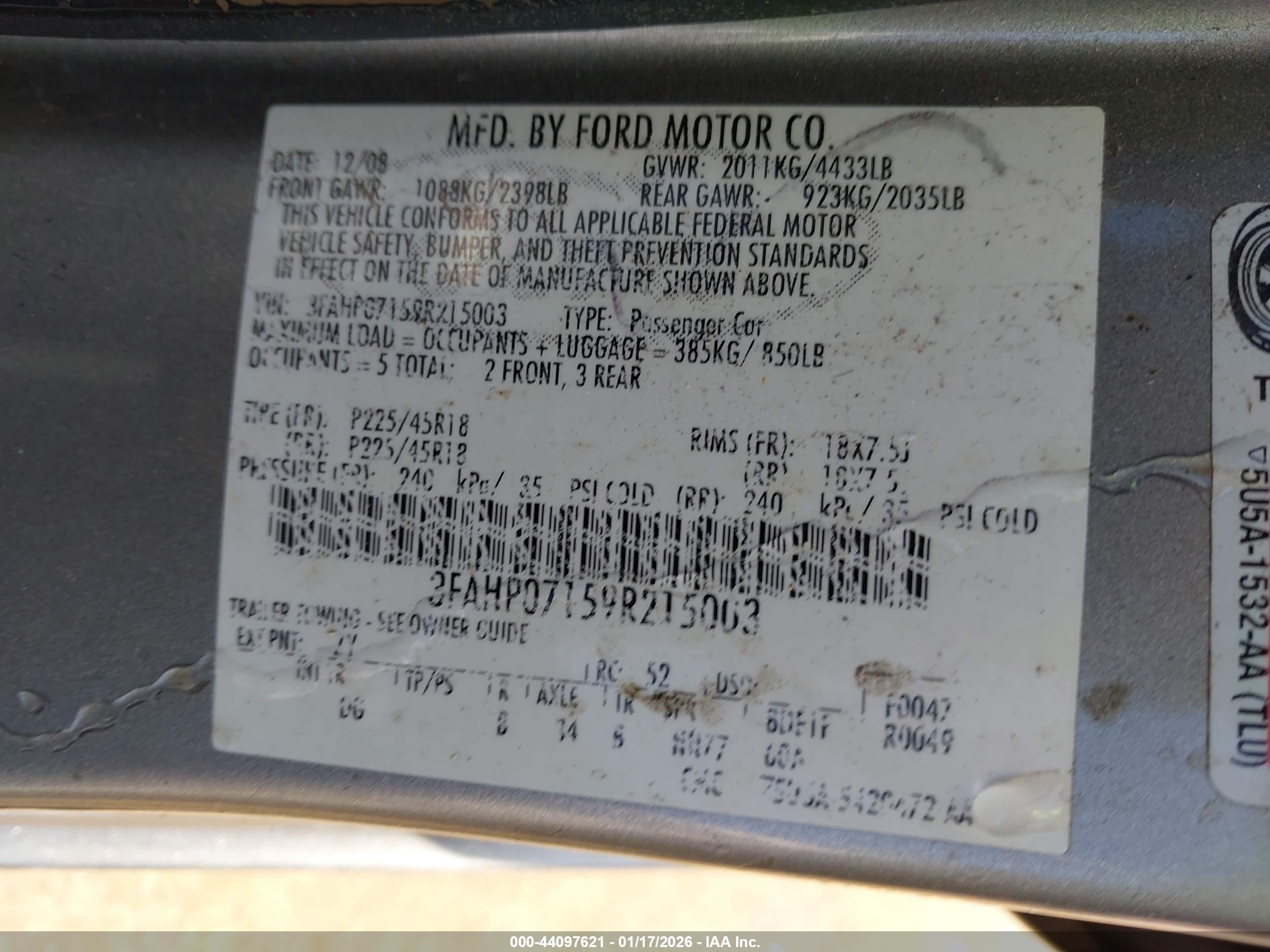 FORD FUSION image 9