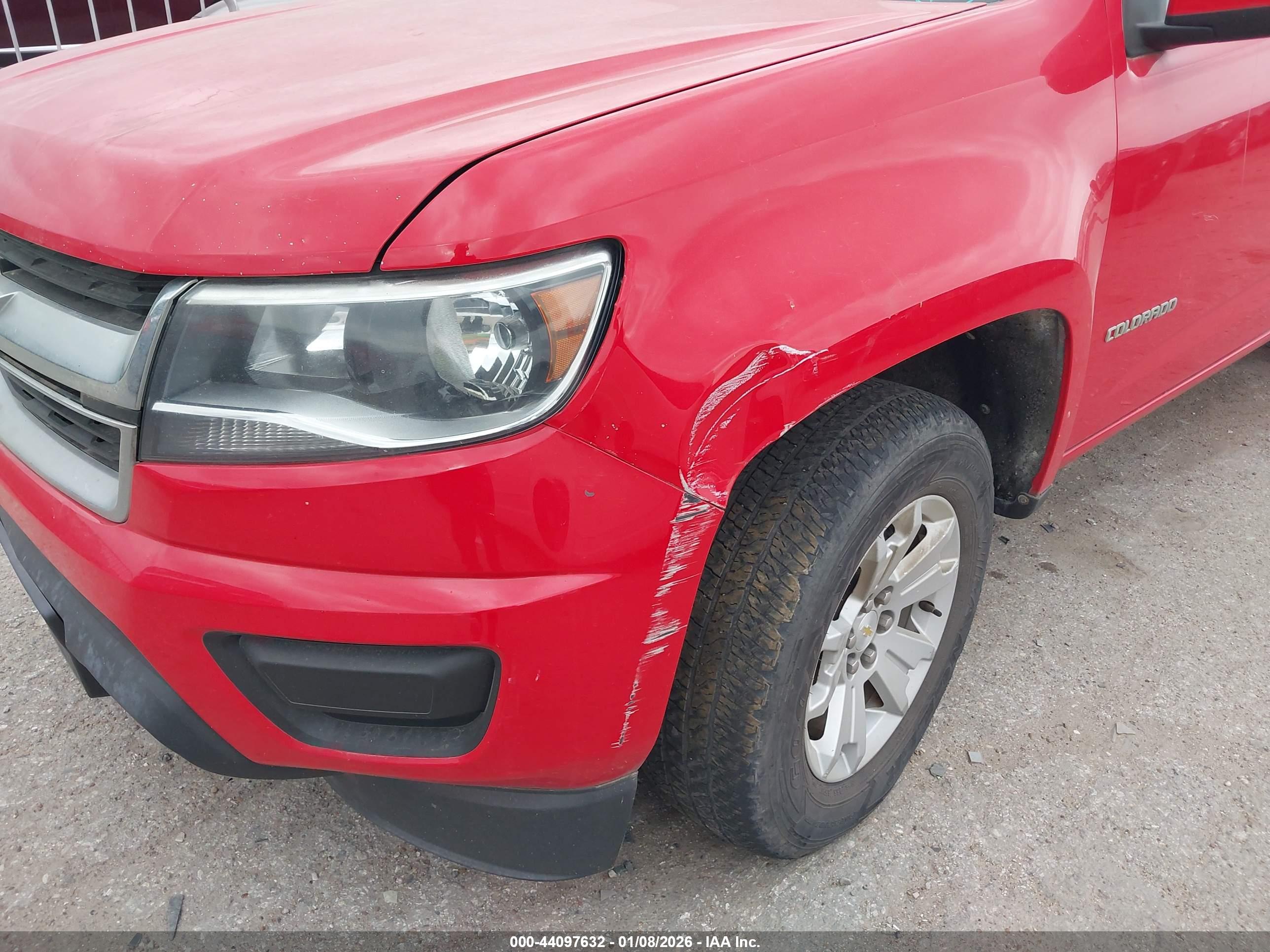 CHEVROLET COLORADO image 6