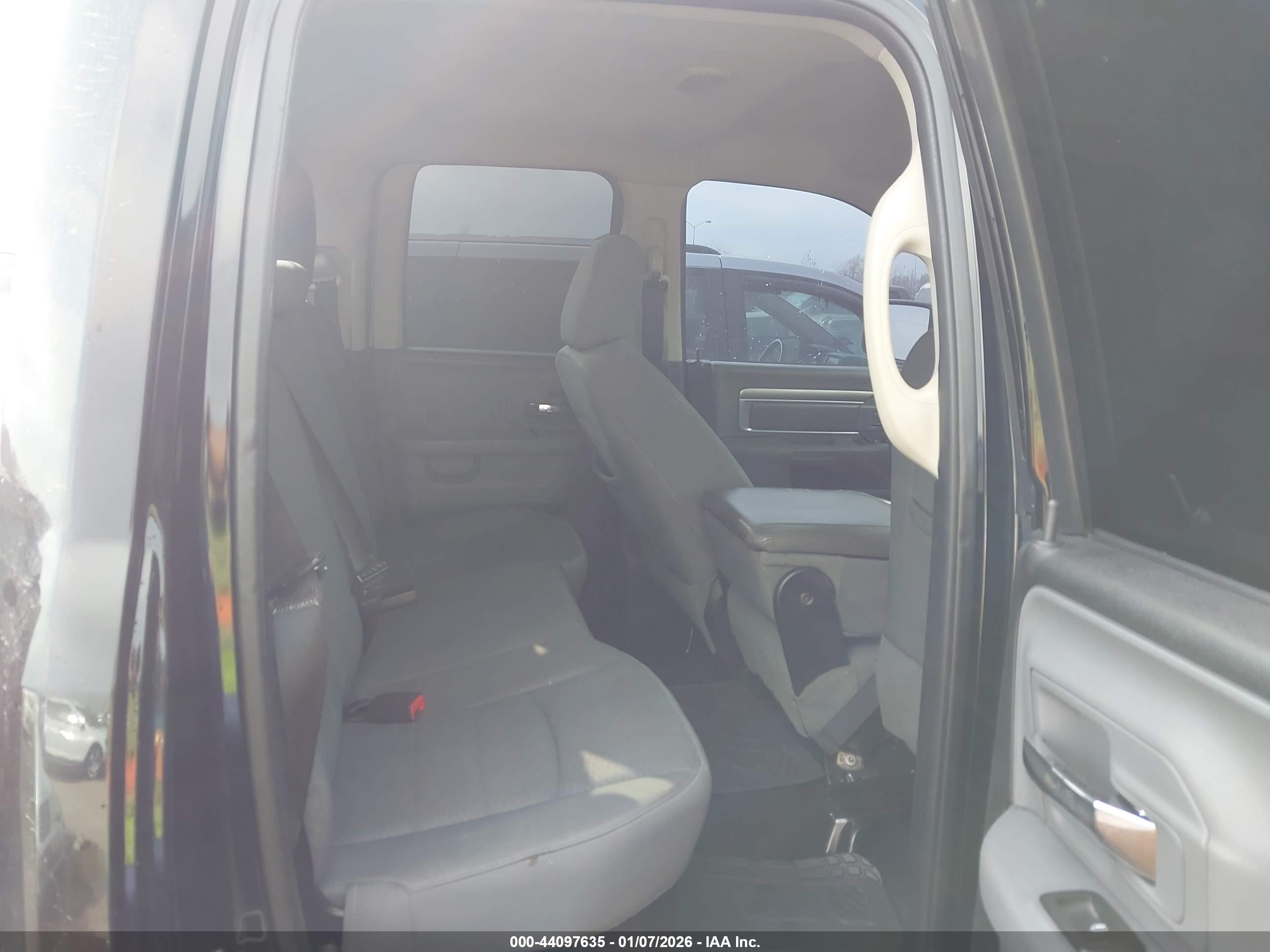 RAM 1500 image 8