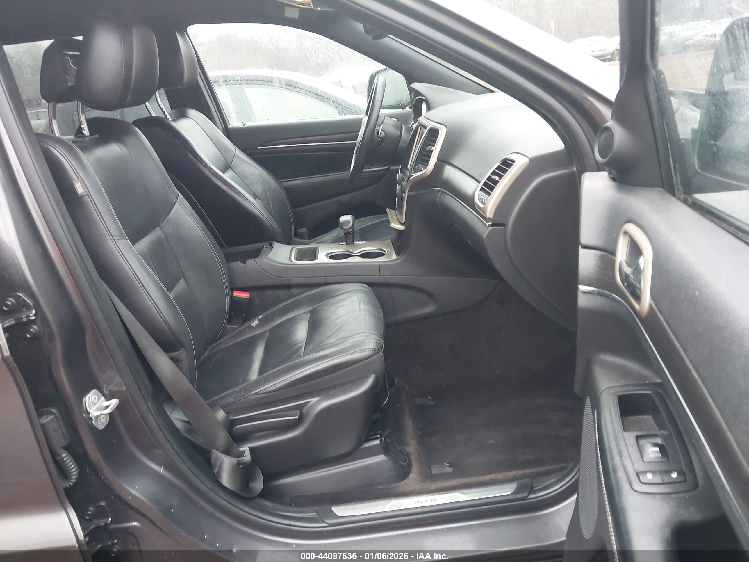 JEEP GRAND image 5