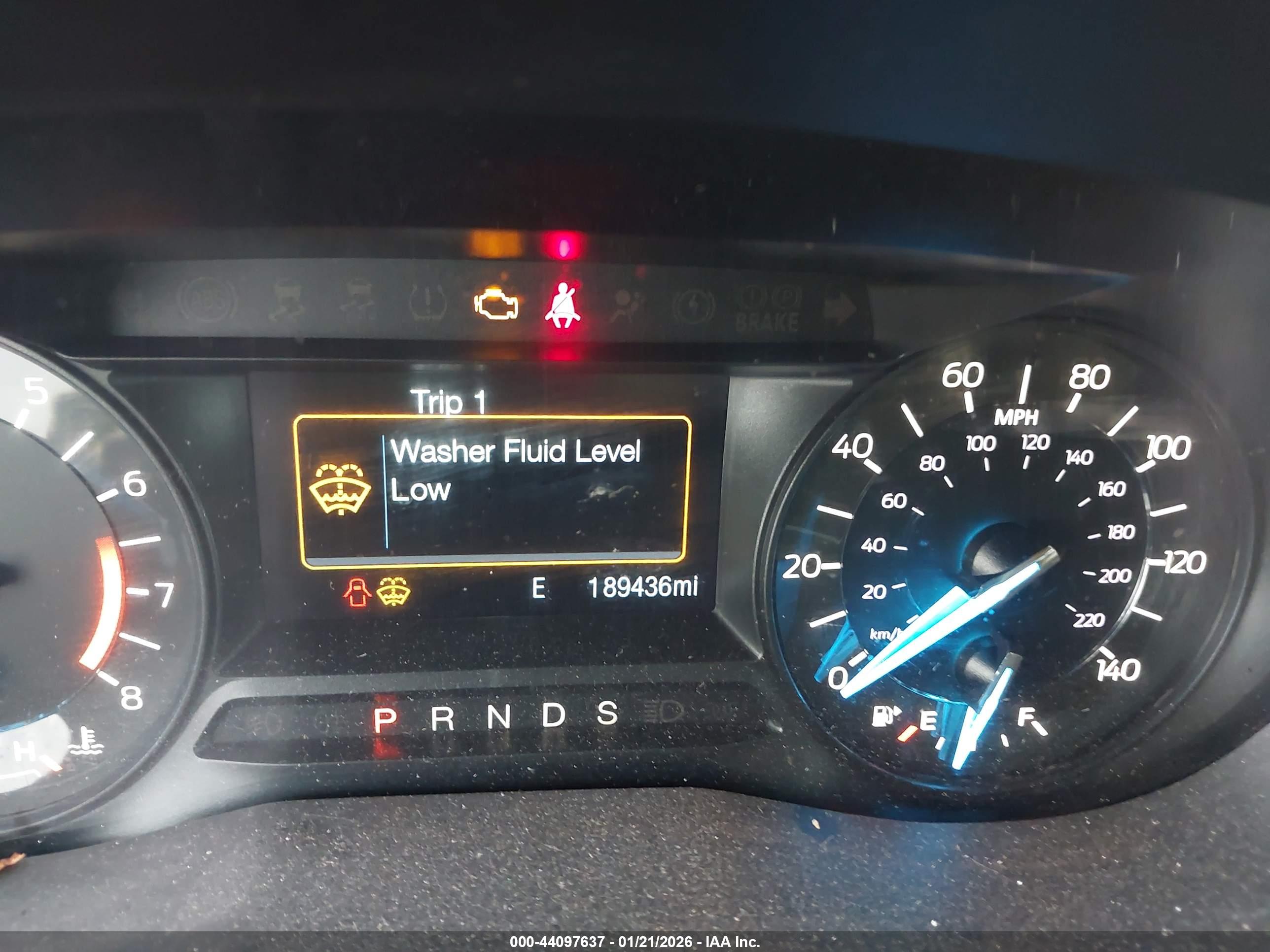 FORD EXPLORER image 7