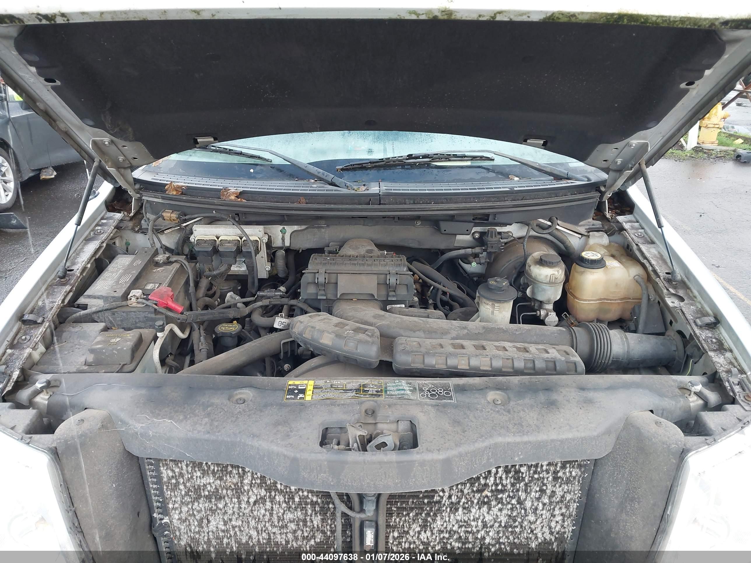 FORD F-150 image 10