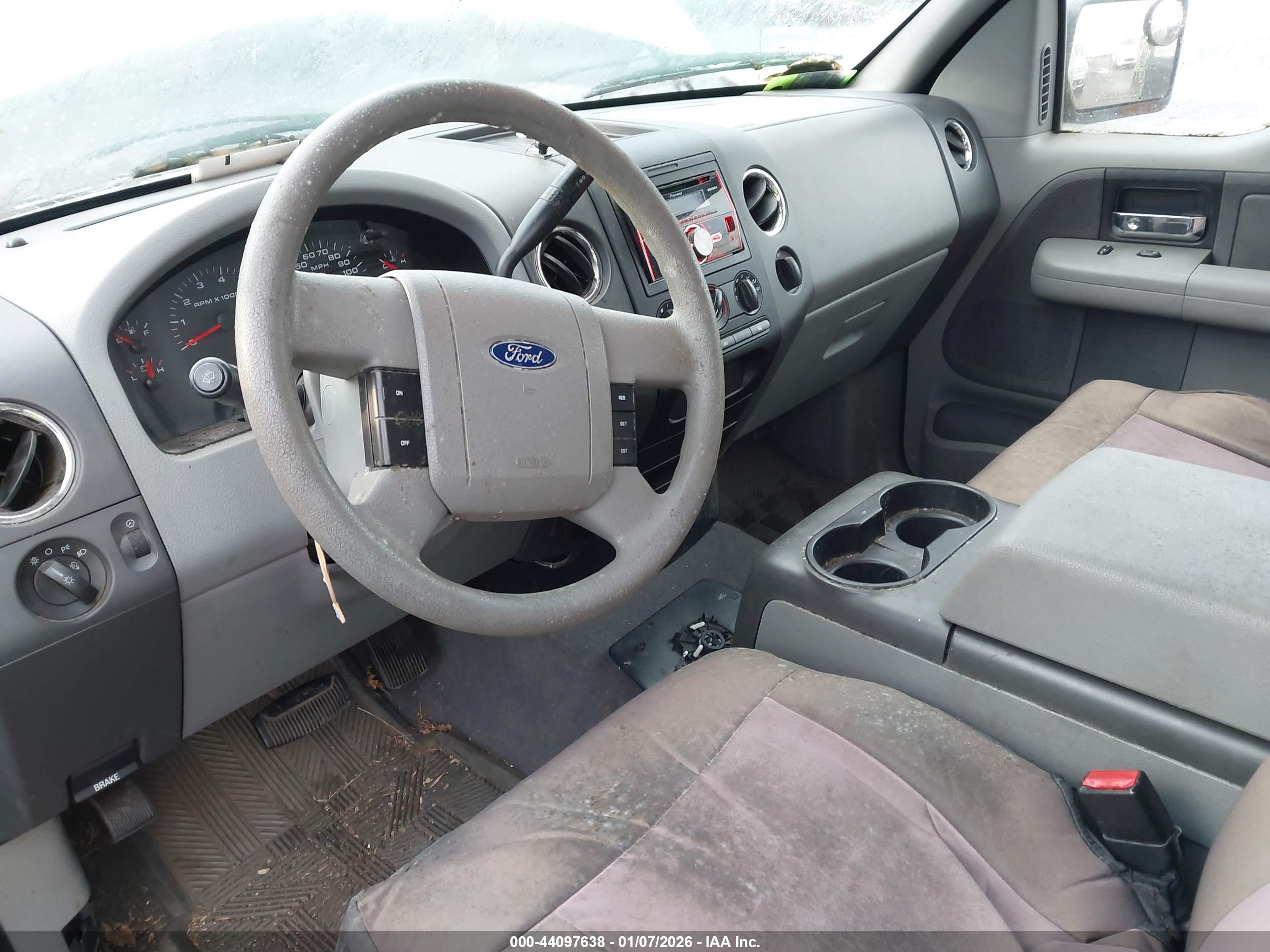 FORD F-150 image 6