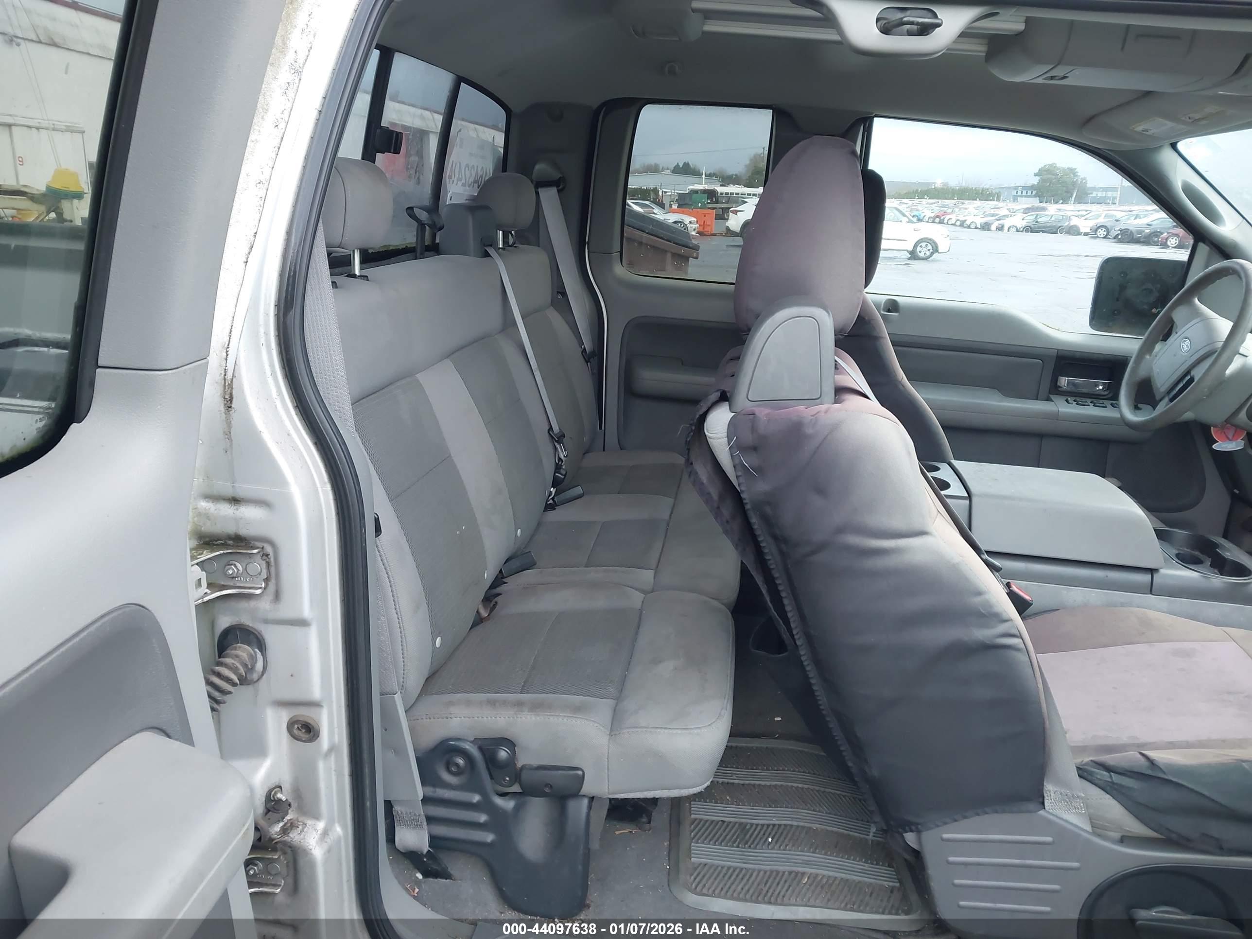 FORD F-150 image 8
