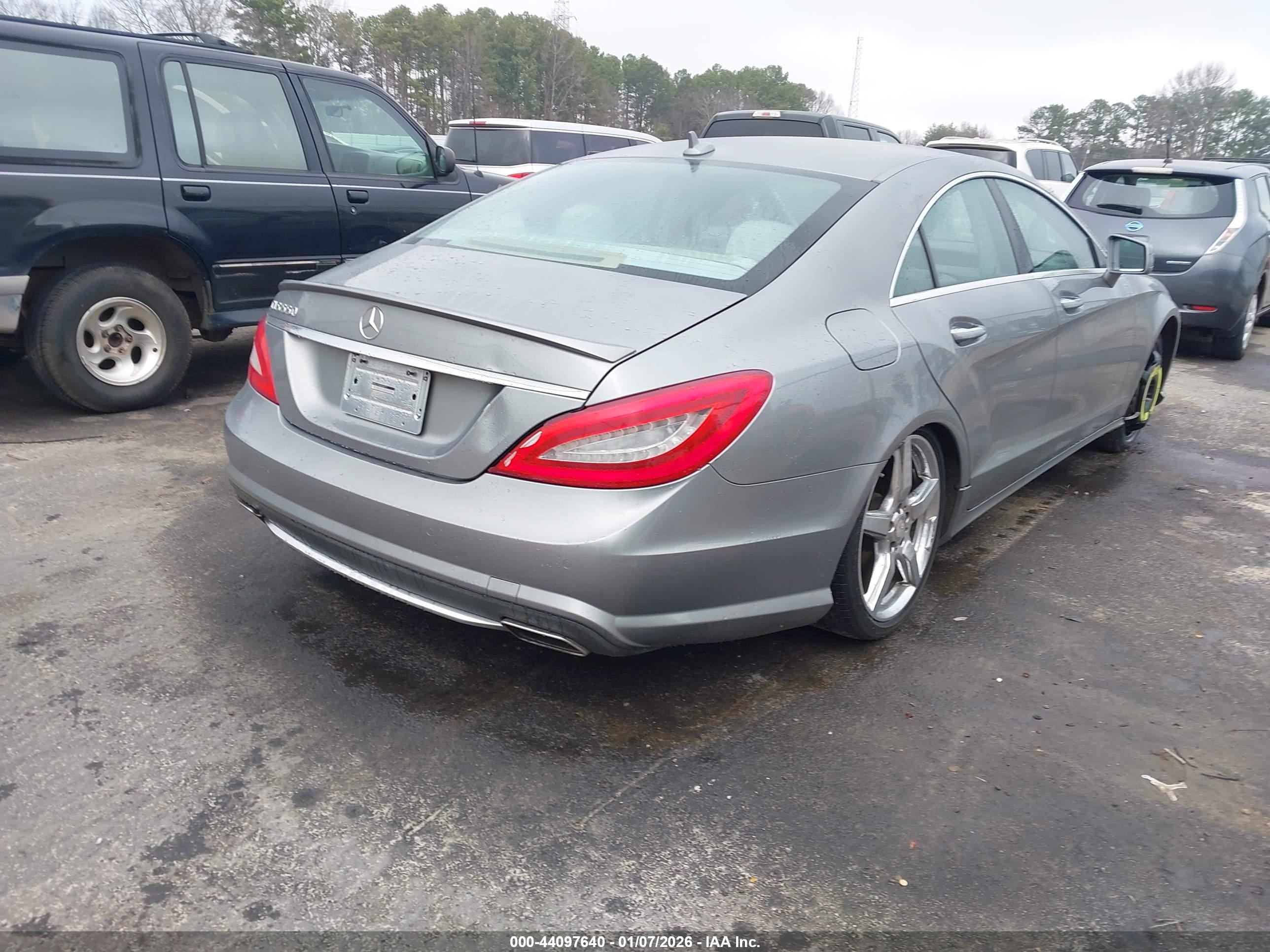 MERCEDES-BENZ CLS image 4