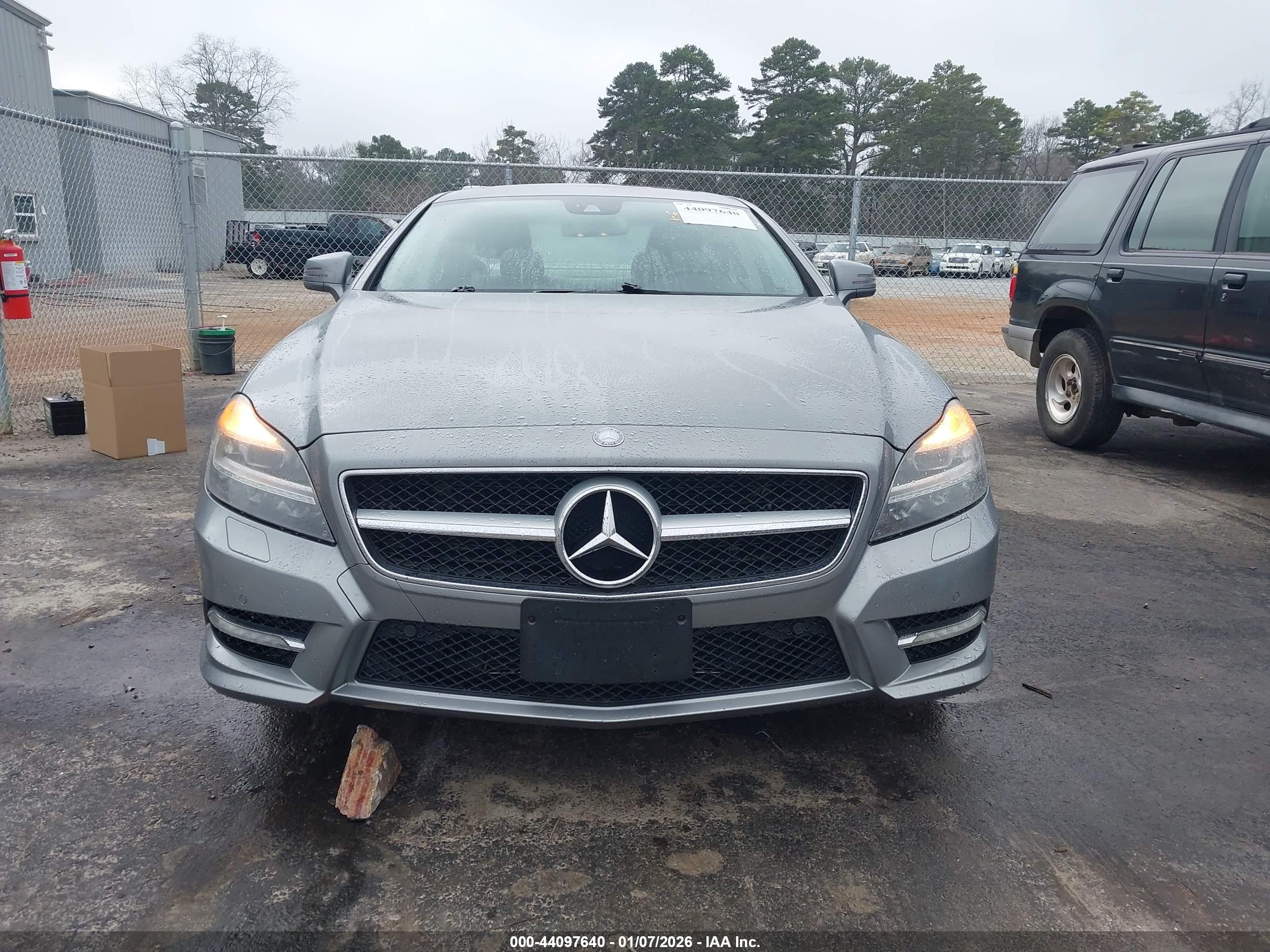MERCEDES-BENZ CLS image 6