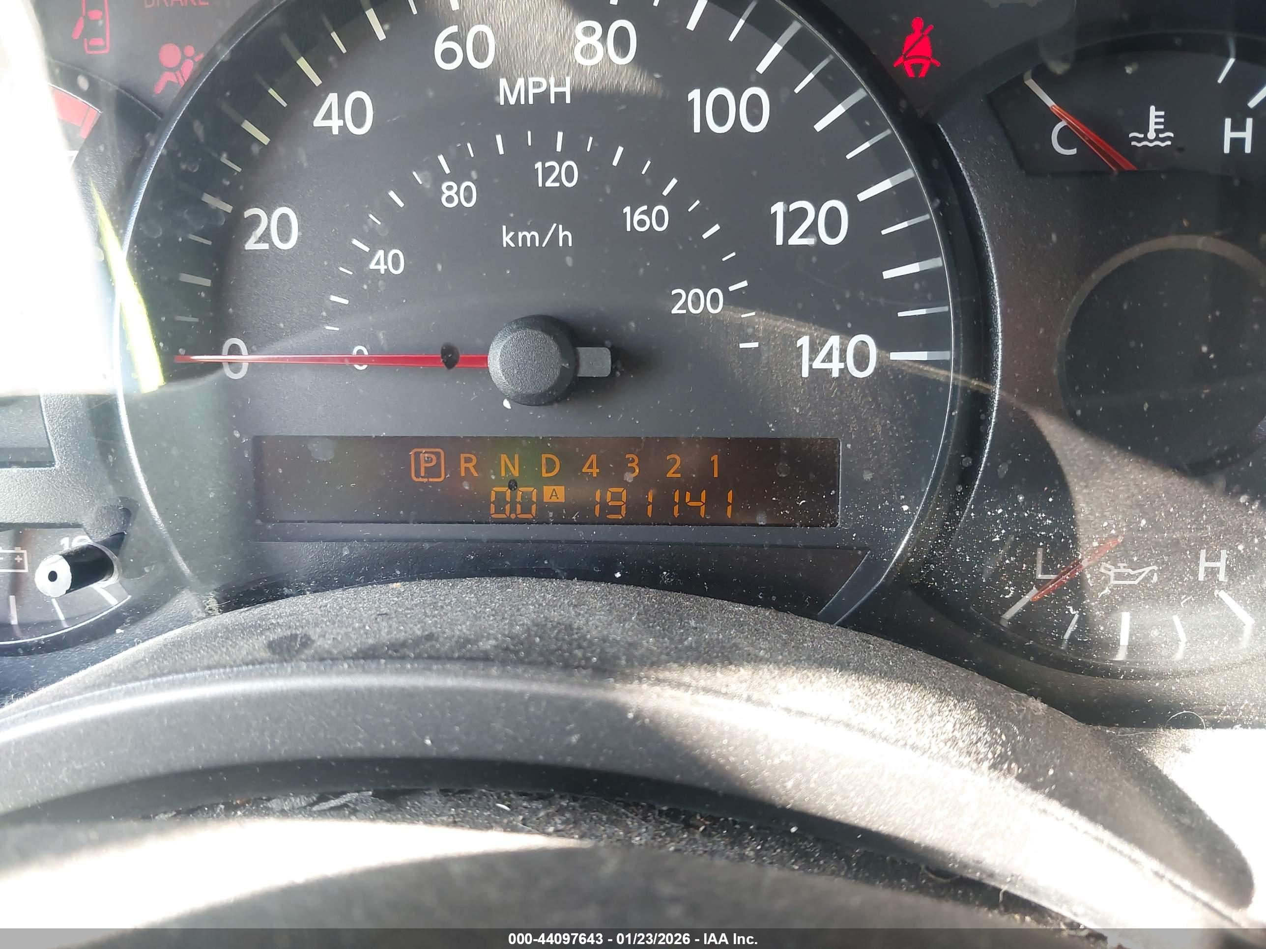 NISSAN ARMADA image 7