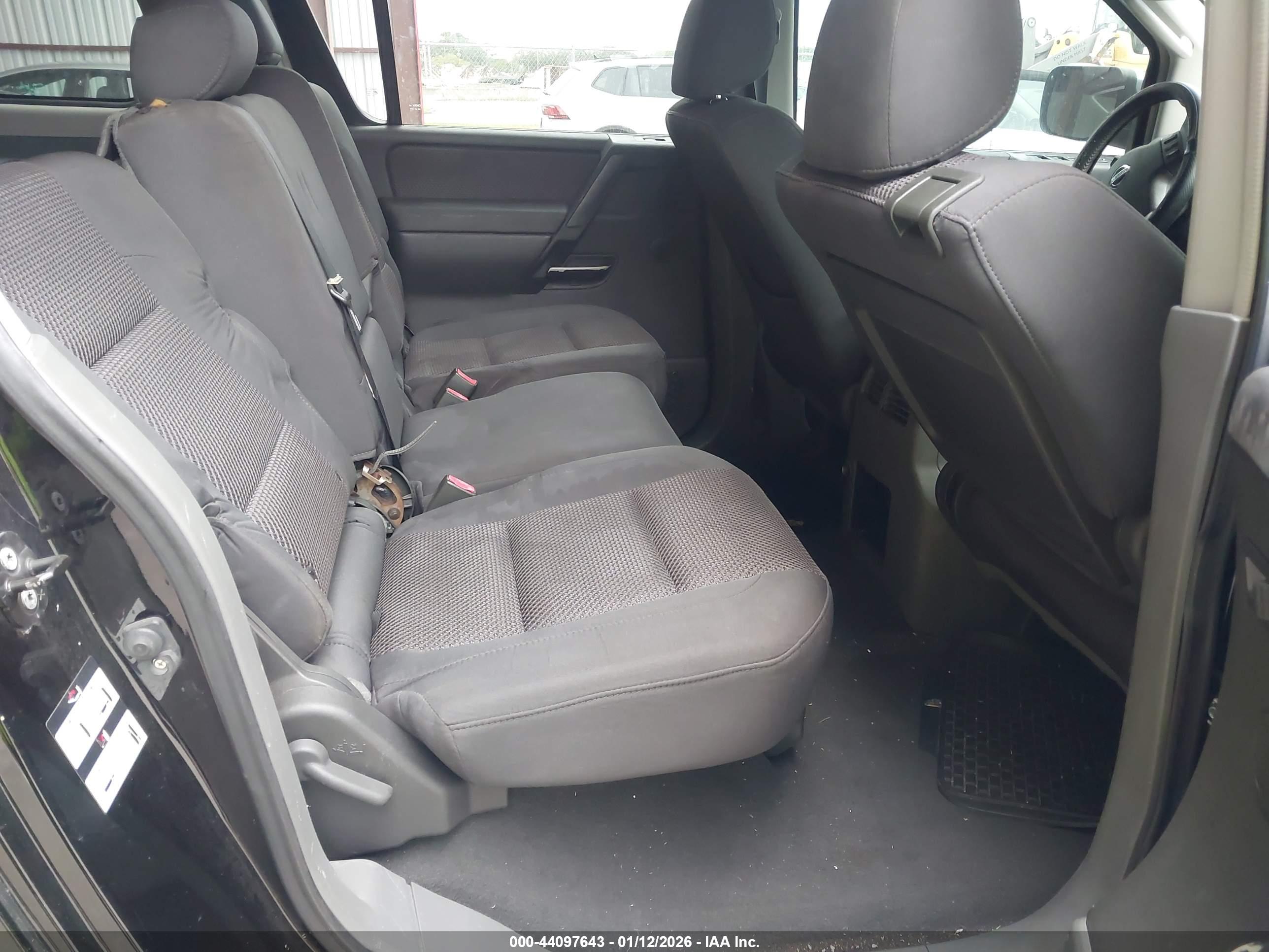 NISSAN ARMADA image 8