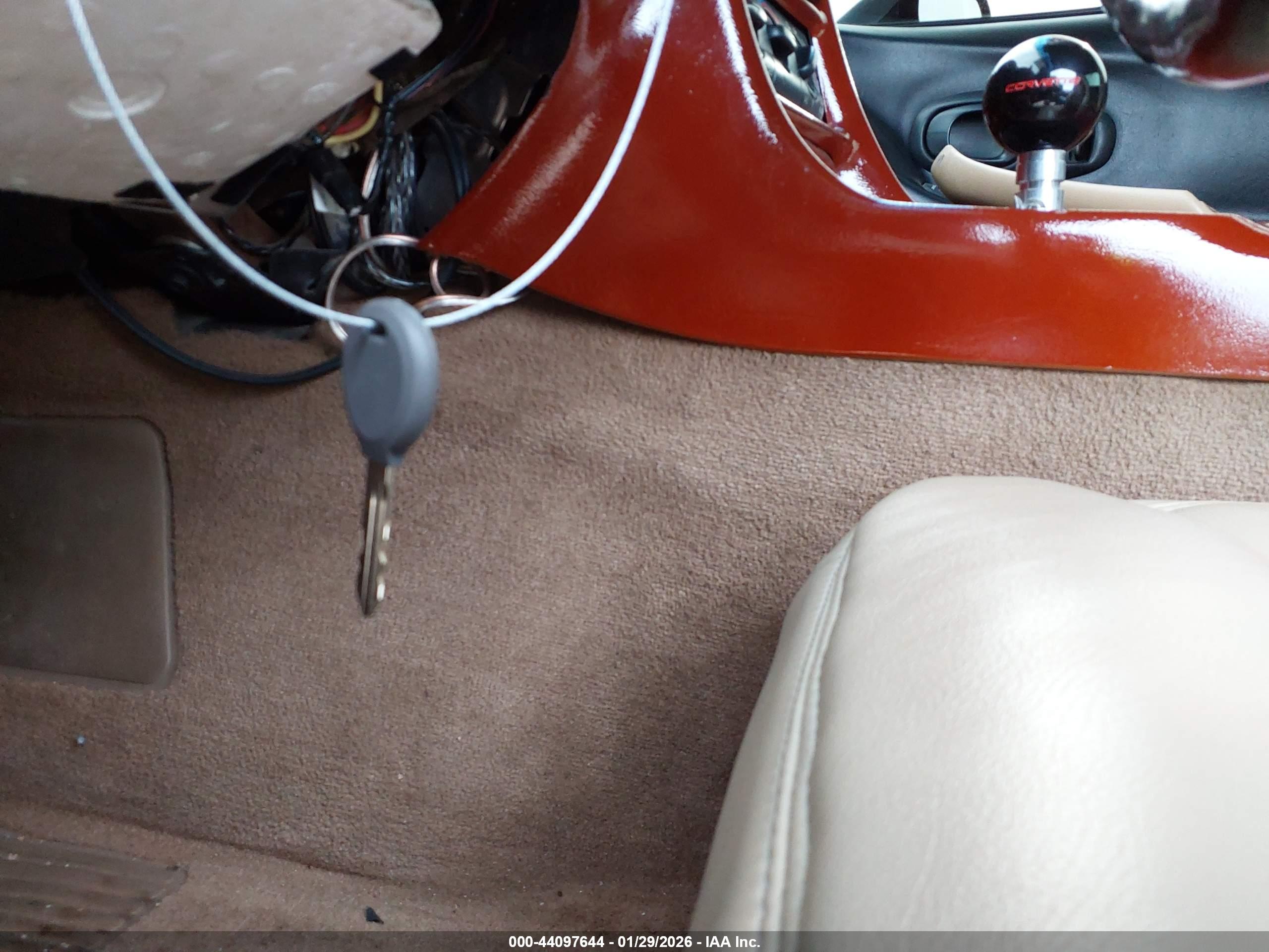 CHEVROLET CORVETTE image 11