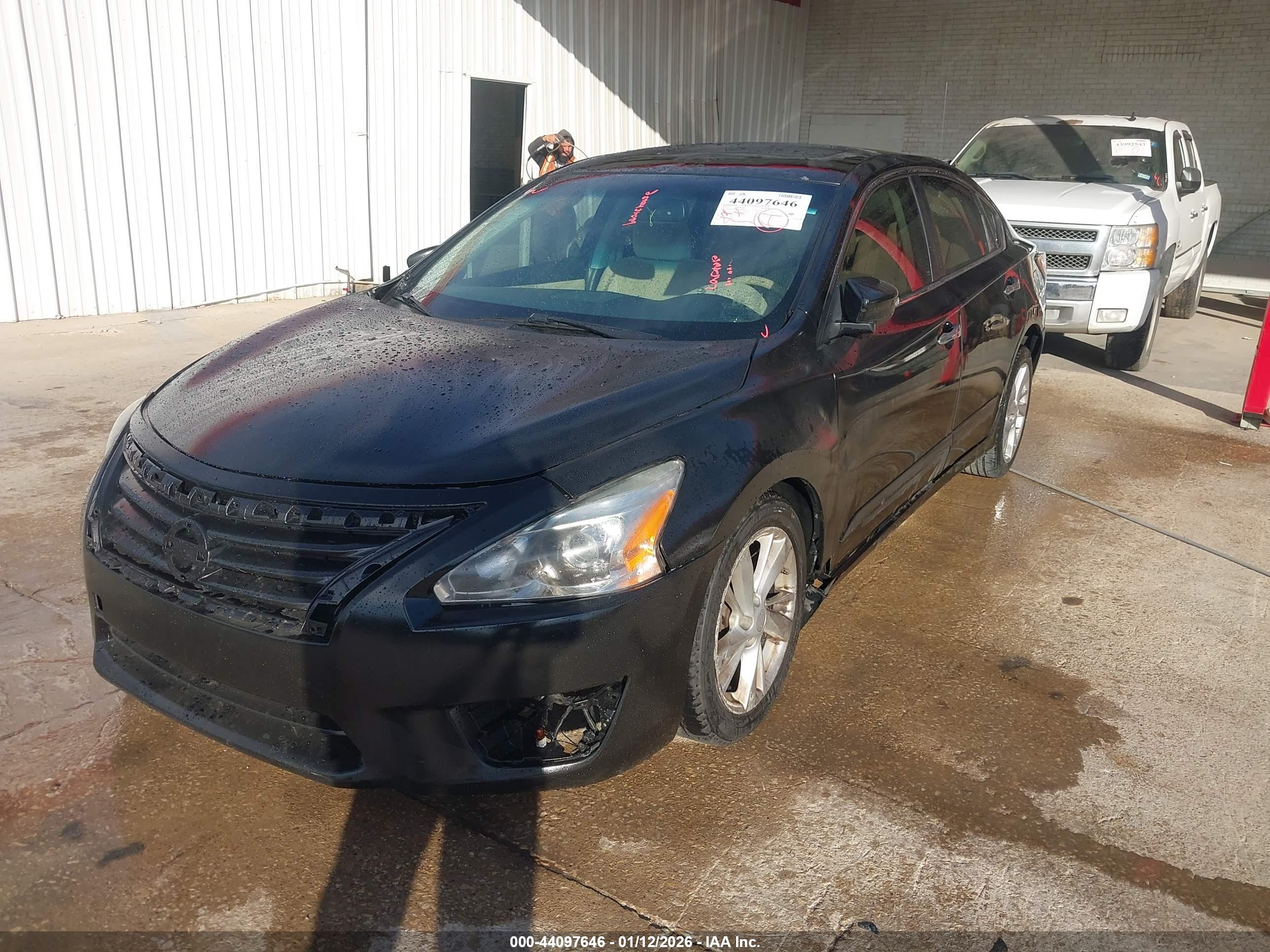 NISSAN ALTIMA image 2