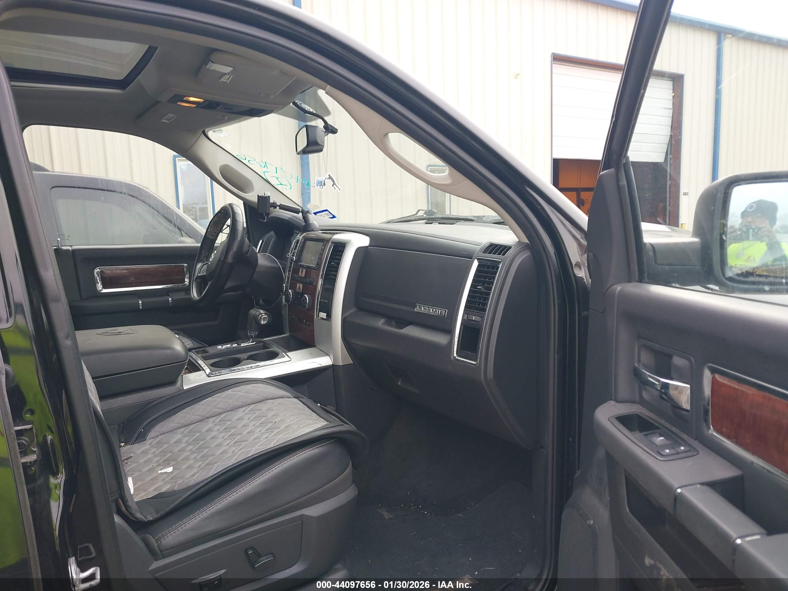 RAM 1500 image 5