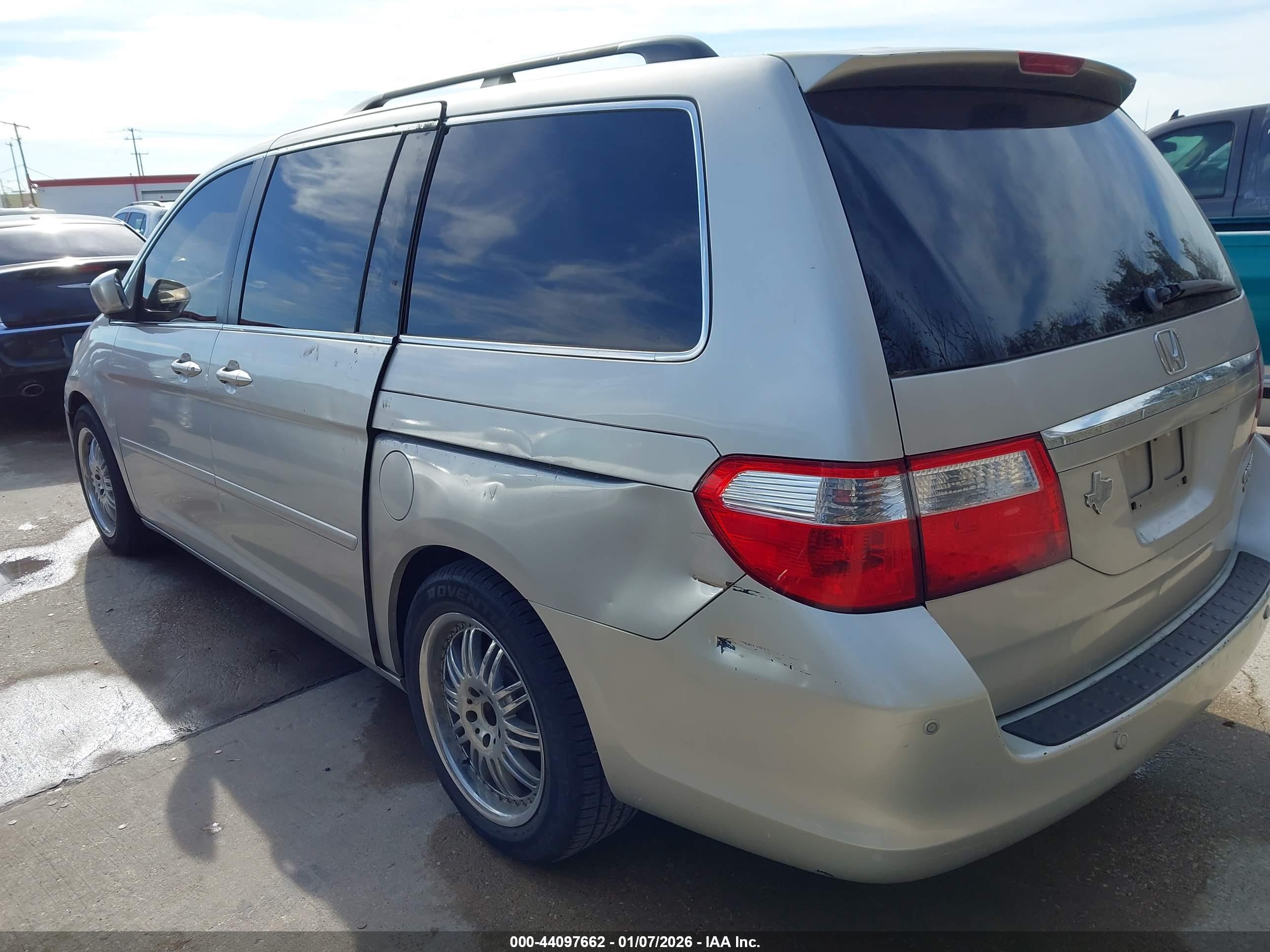 HONDA ODYSSEY image 3