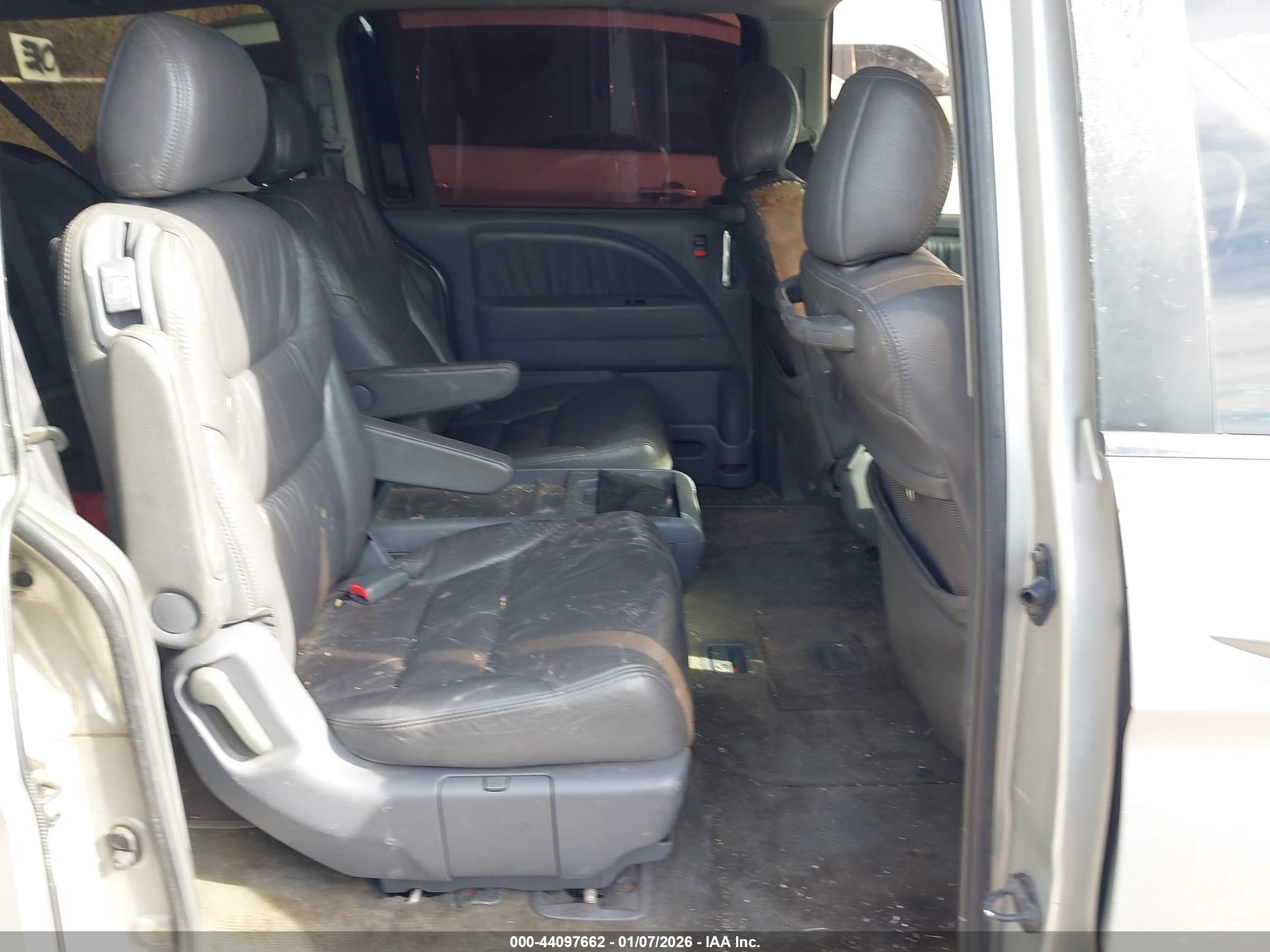 HONDA ODYSSEY image 8