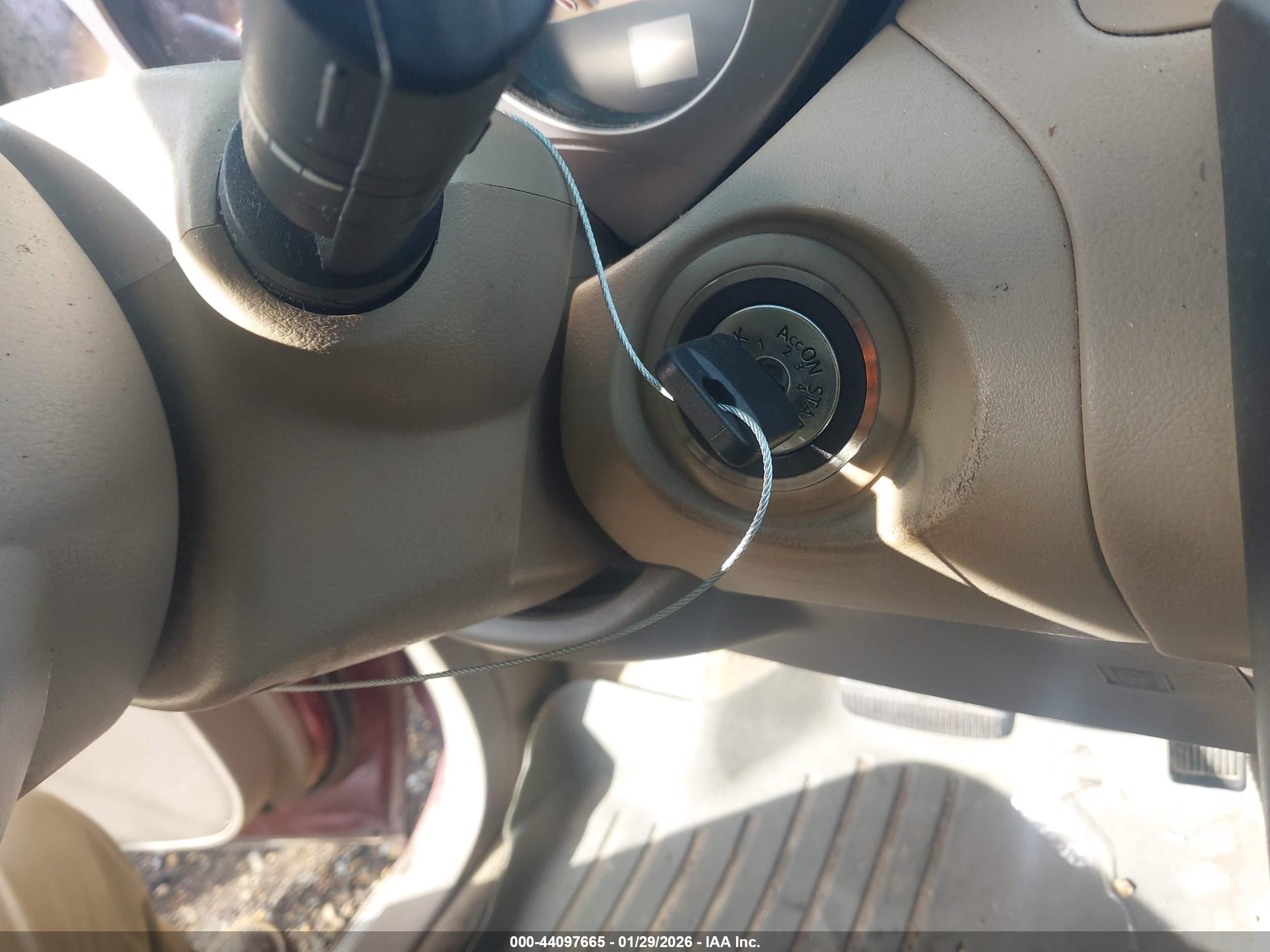 NISSAN MURANO image 11