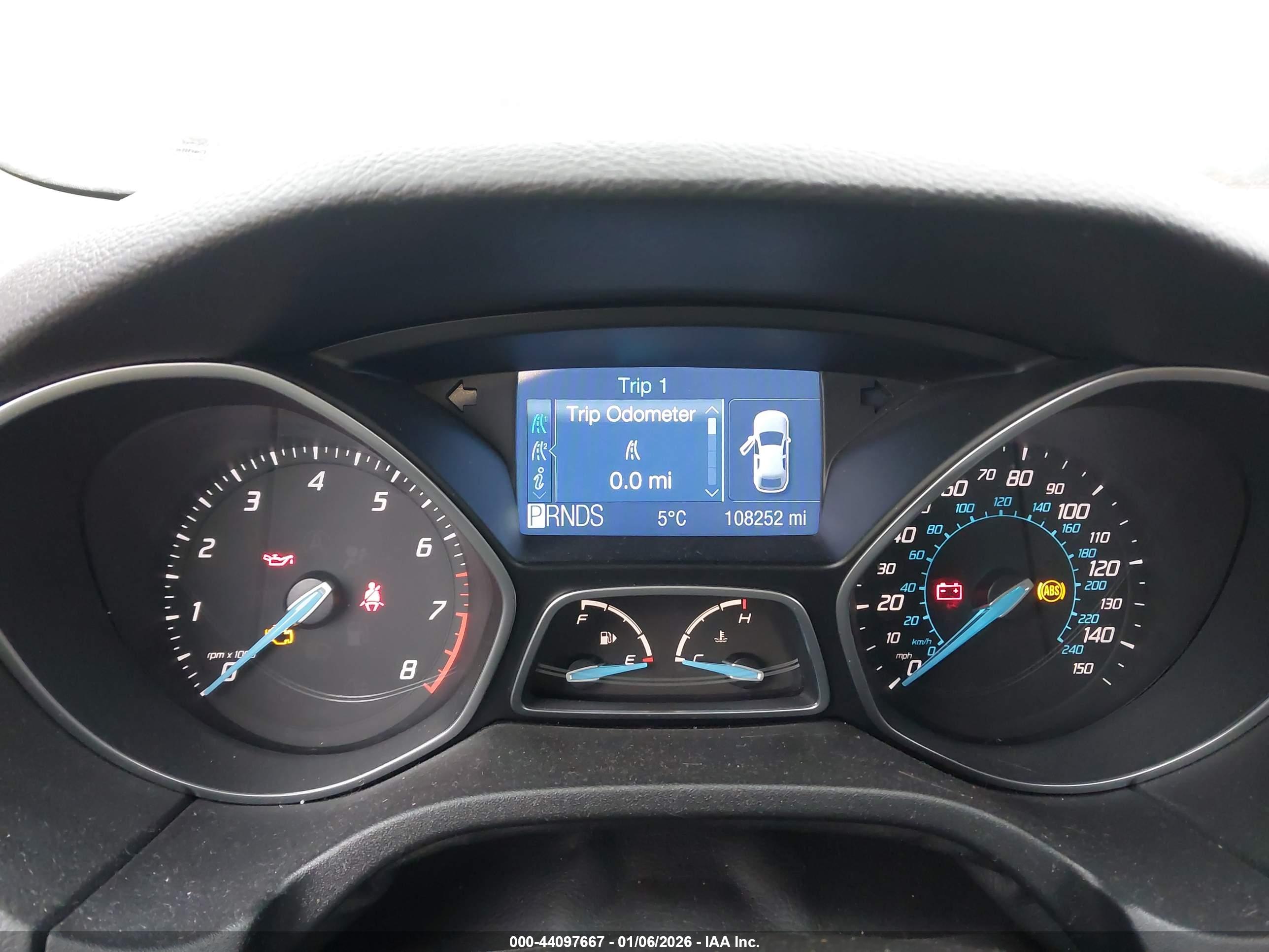 FORD FOCUS image 7