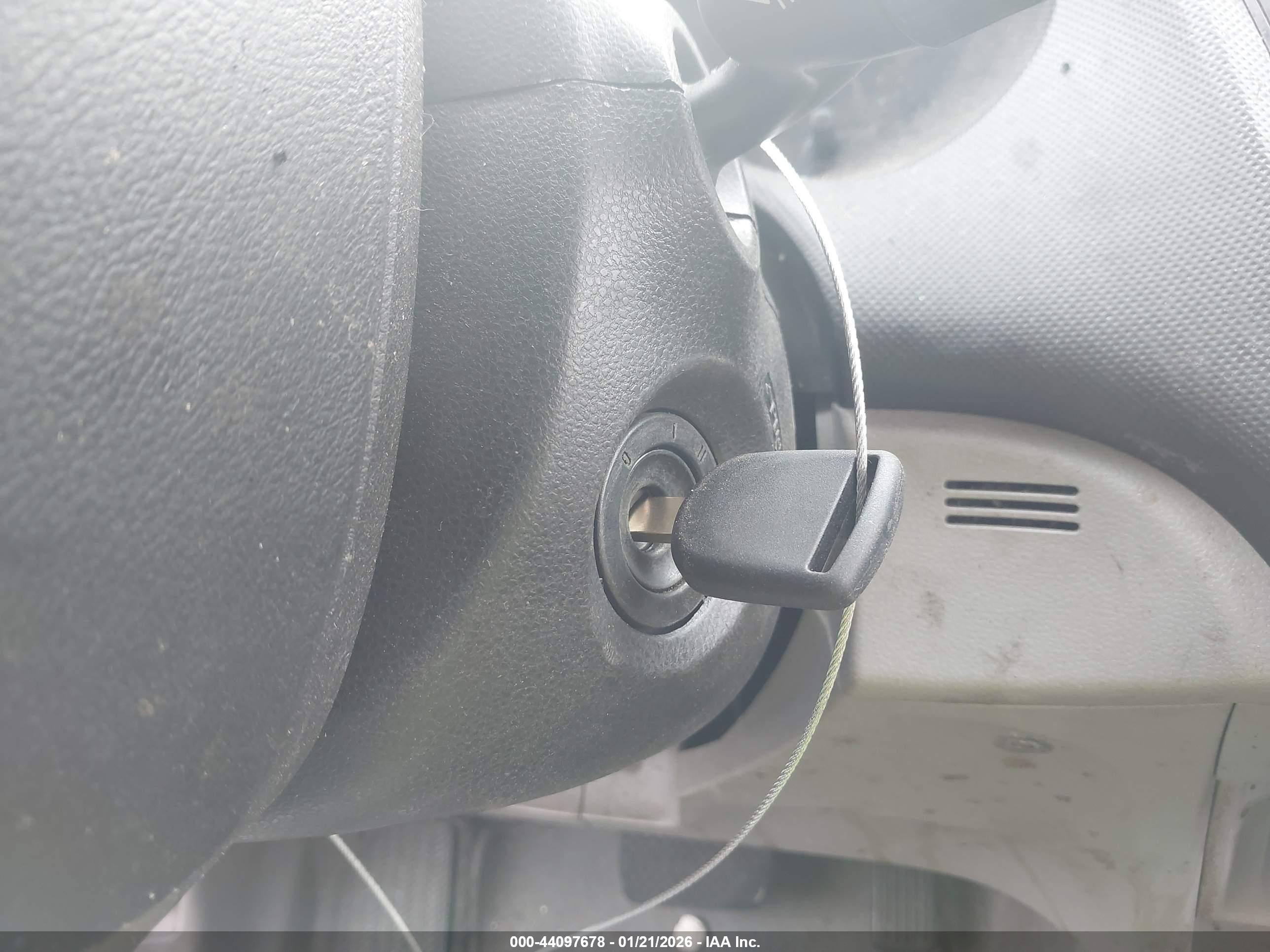 HONDA INSIGHT image 11