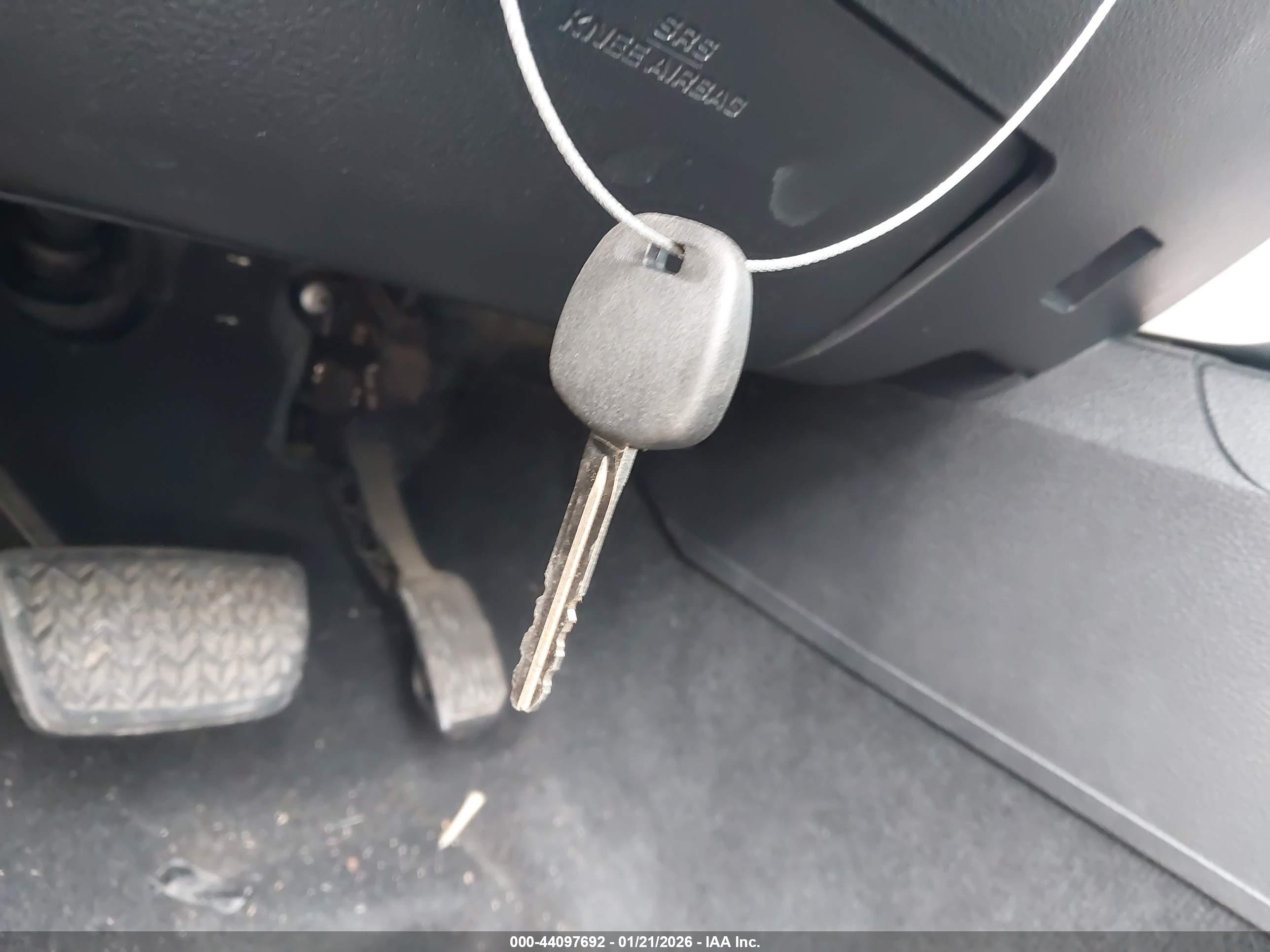 TOYOTA TUNDRA image 11