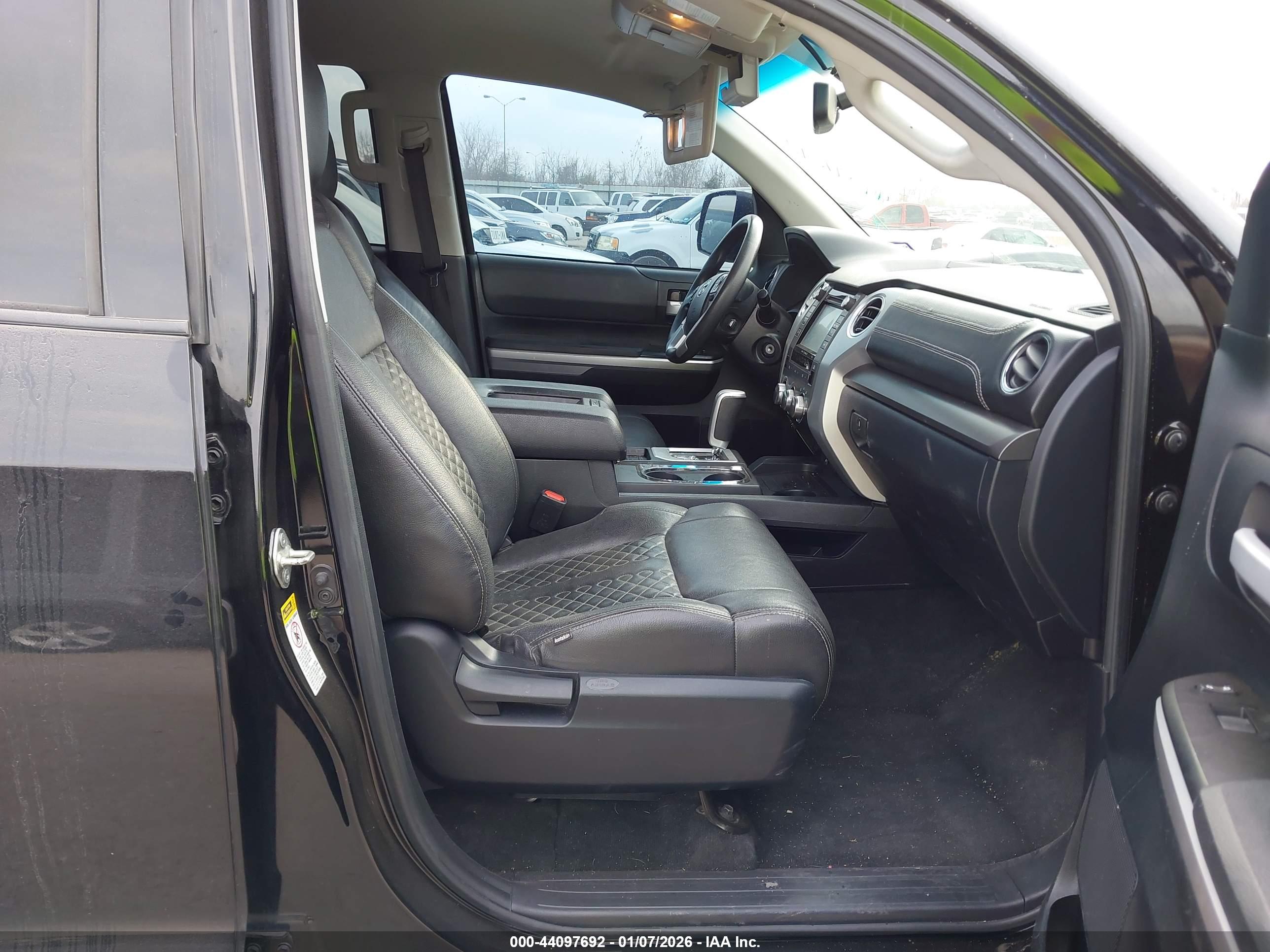 TOYOTA TUNDRA image 5