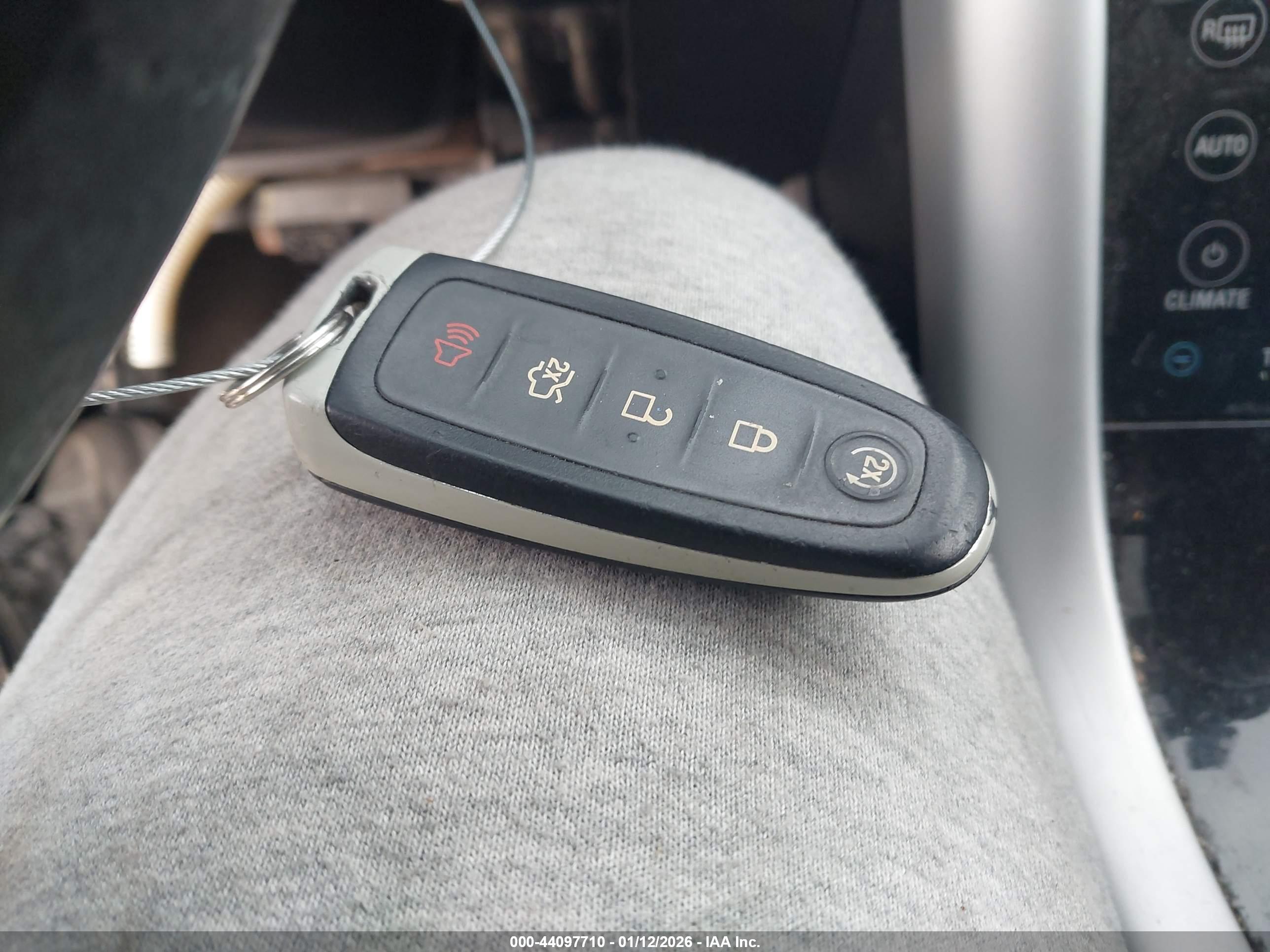 FORD EDGE image 11
