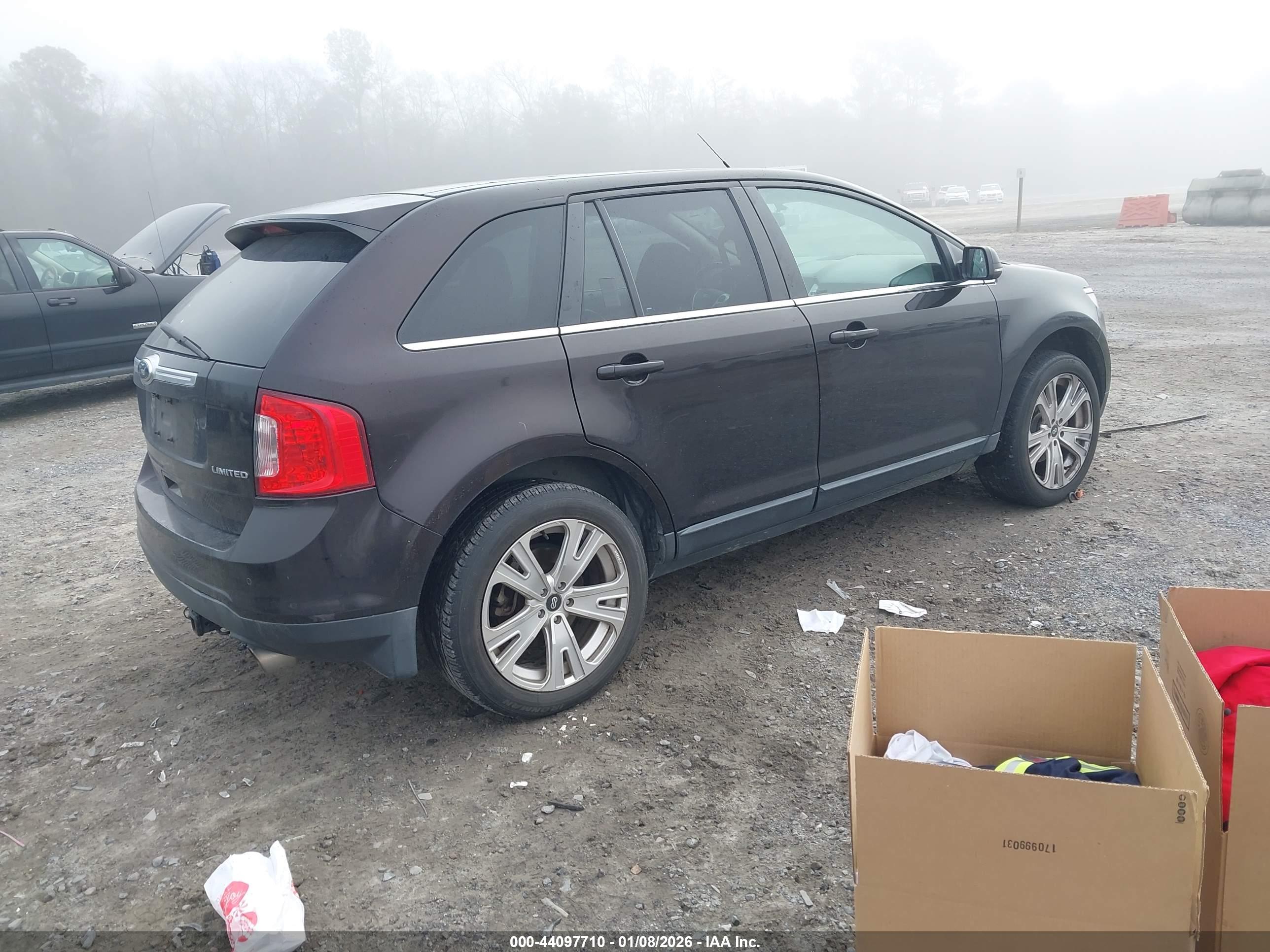 FORD EDGE image 4