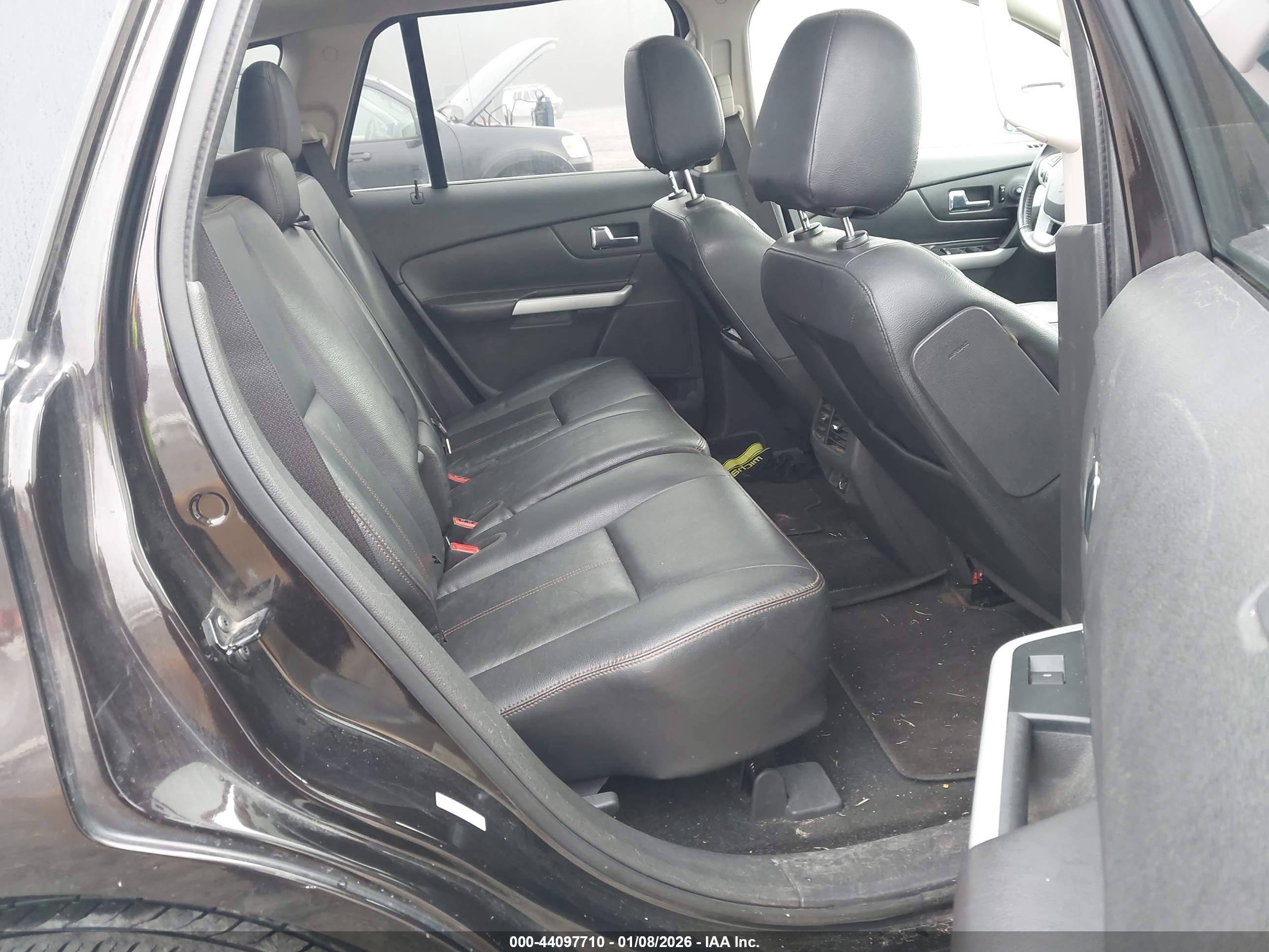 FORD EDGE image 8