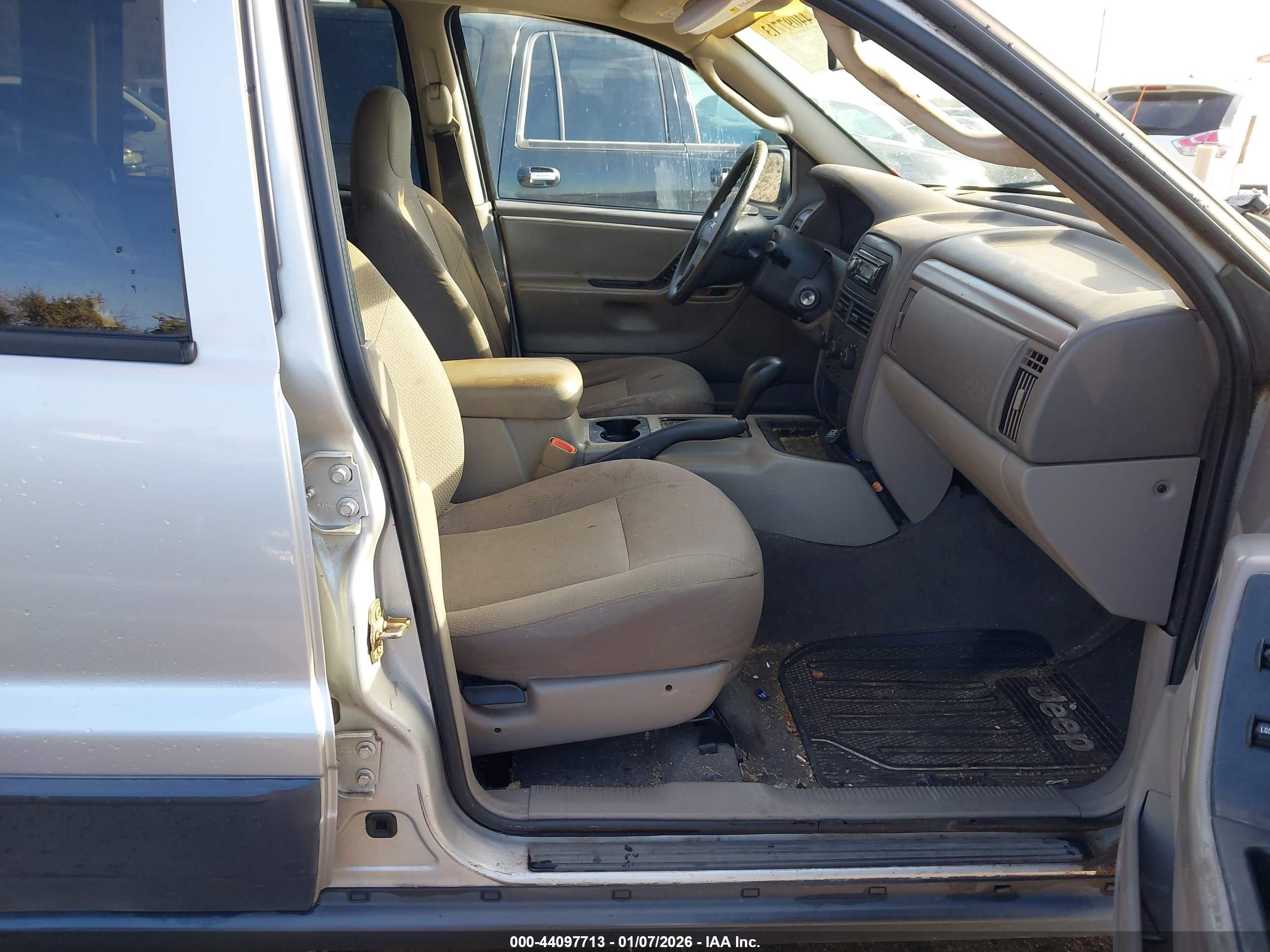 JEEP GRAND image 5