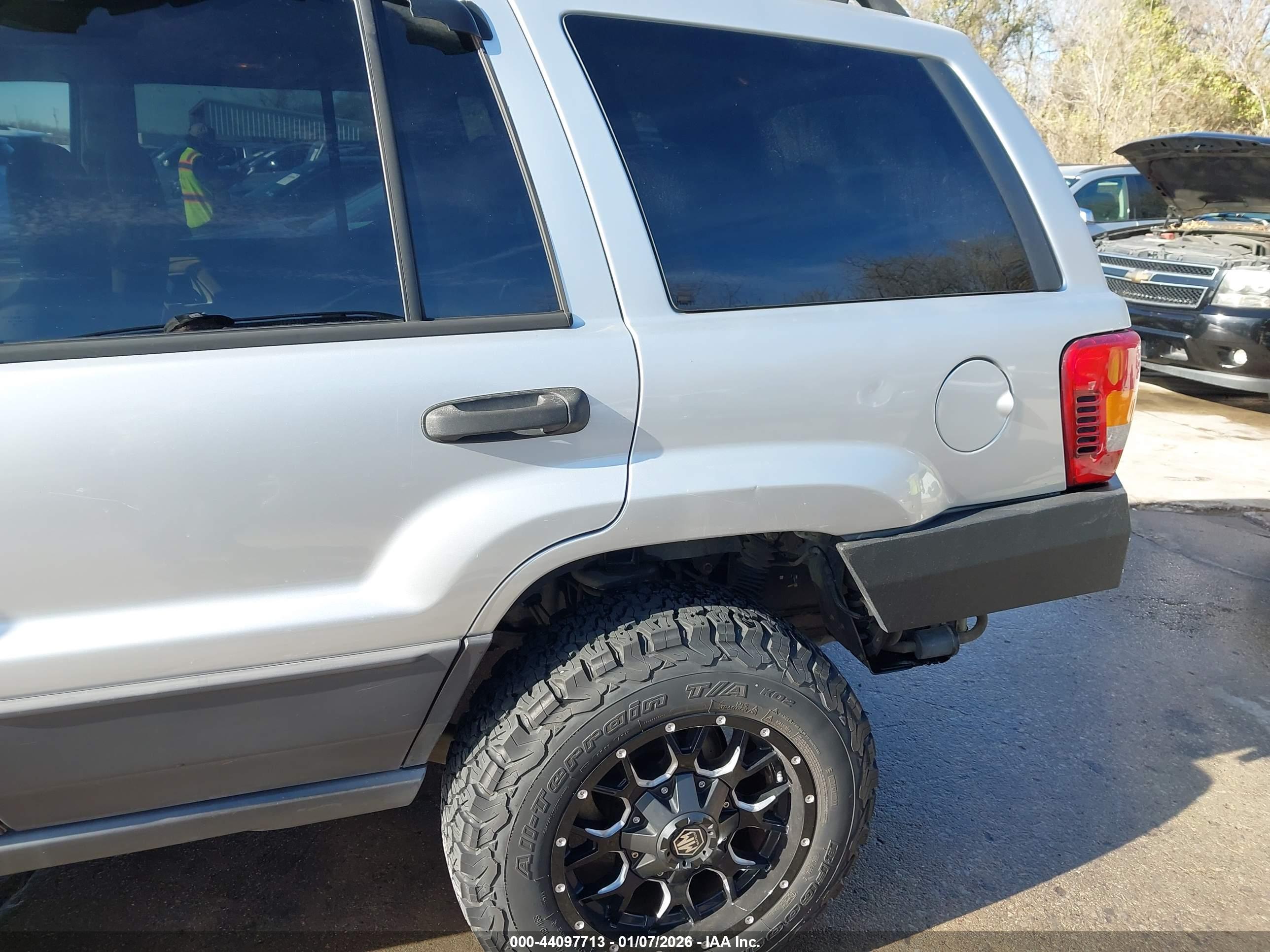 JEEP GRAND image 6