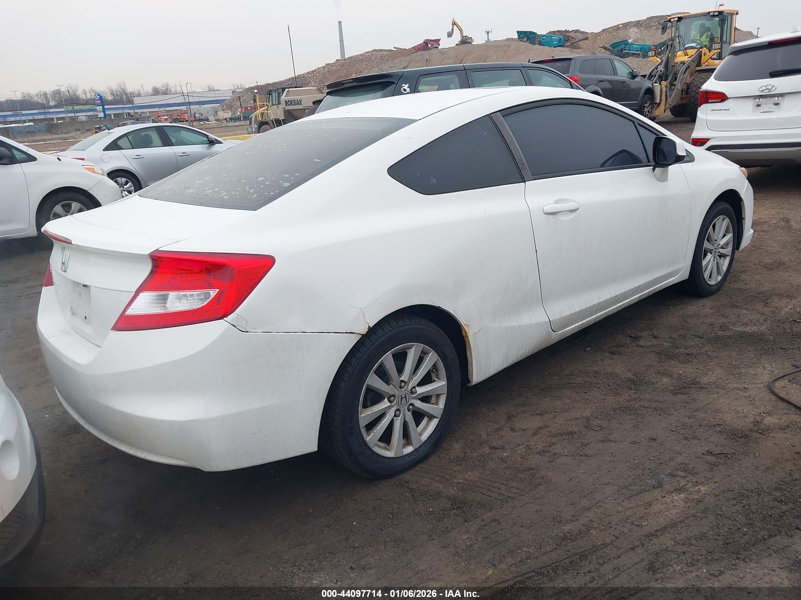HONDA CIVIC image 4