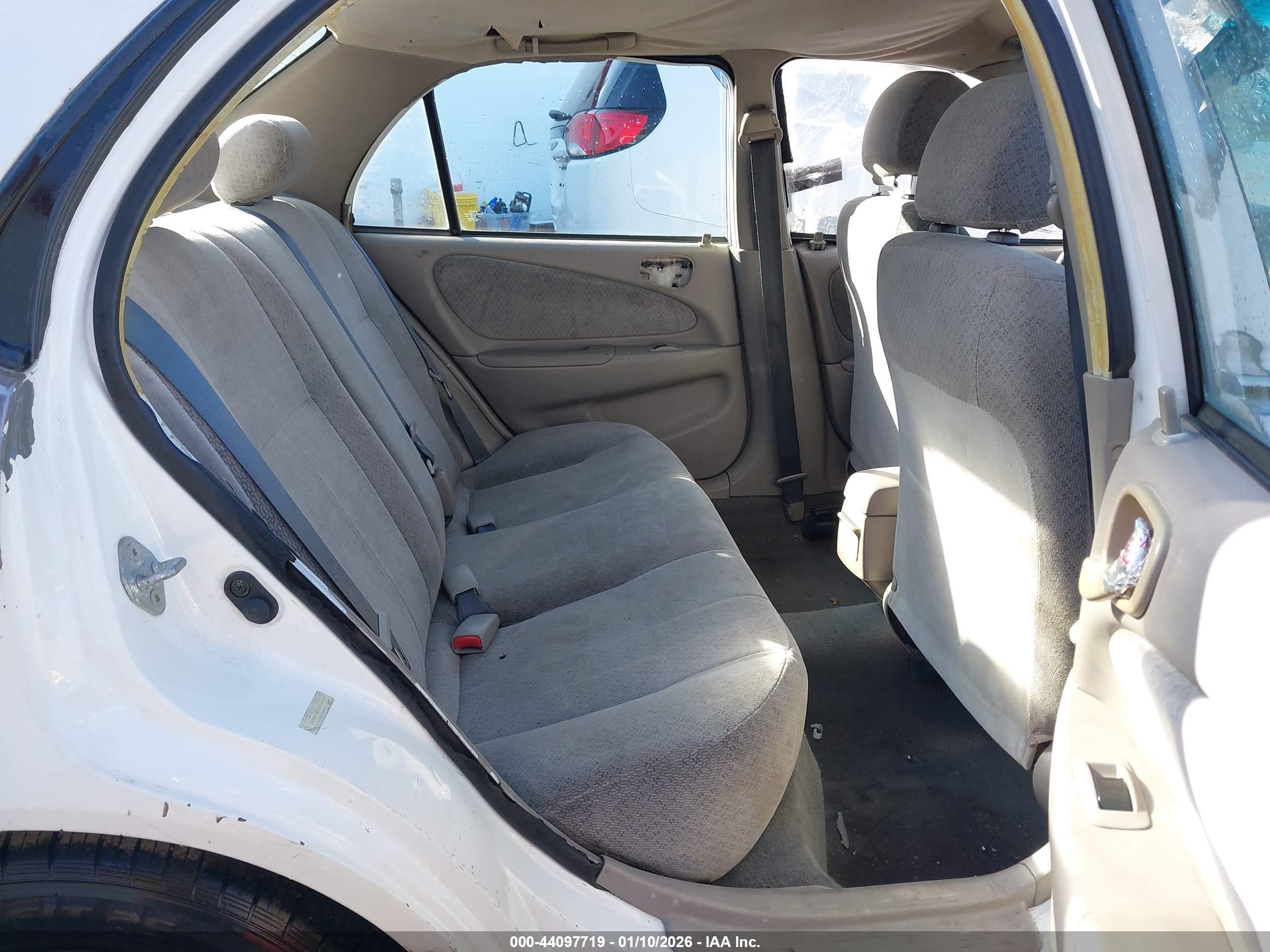 TOYOTA COROLLA image 8
