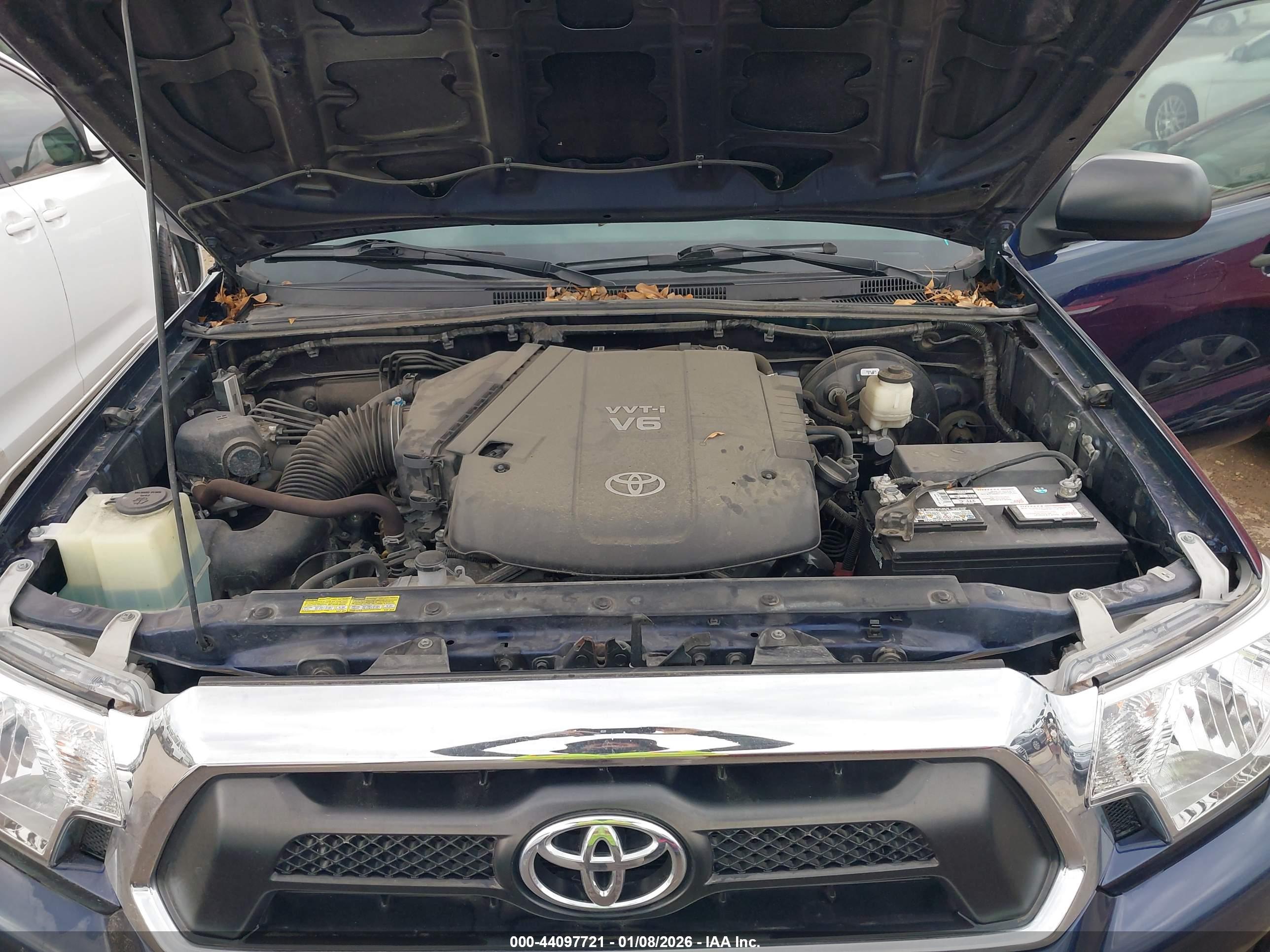 TOYOTA TACOMA image 10
