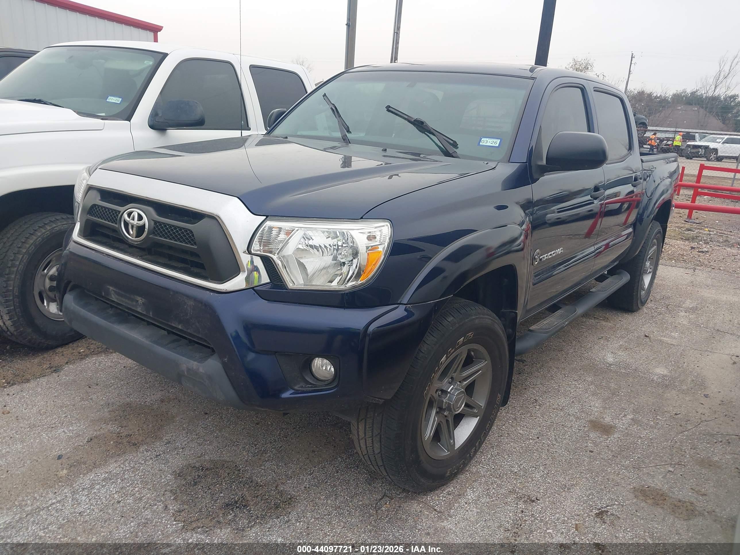 TOYOTA TACOMA image 2